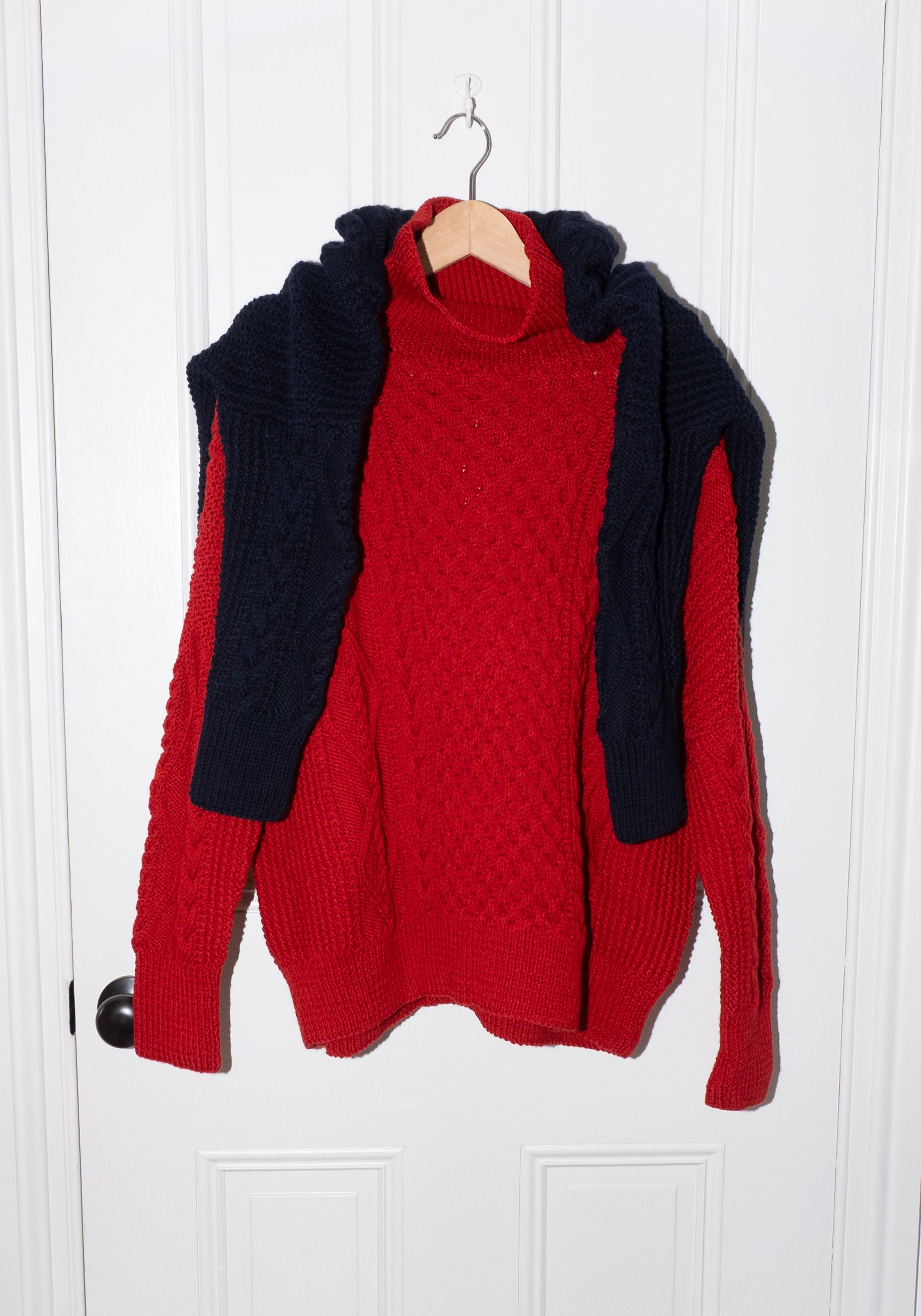 Auntie Oti Fisherman Sweater in Red