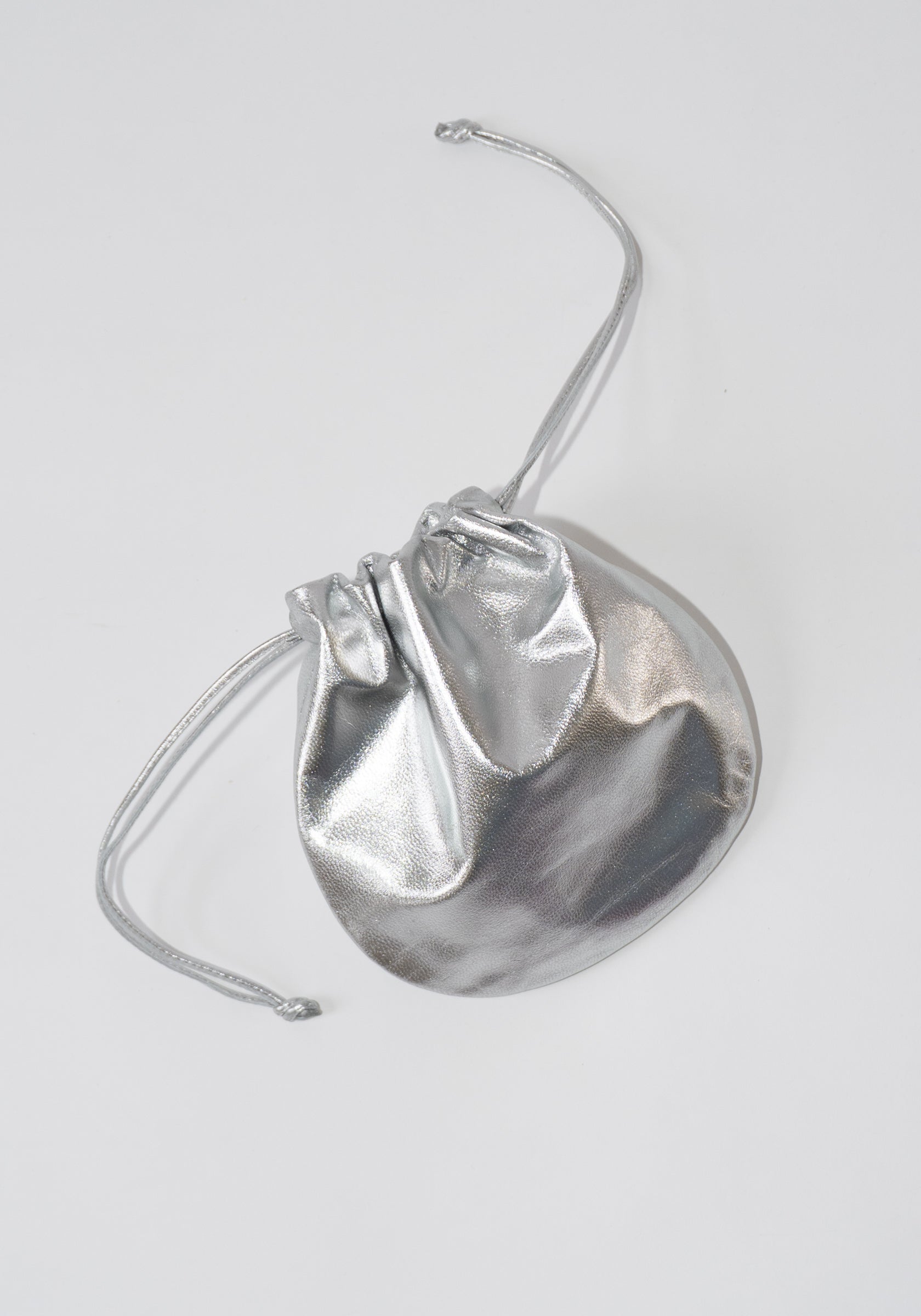 Ayllon Jacinta Pouch in Kisses