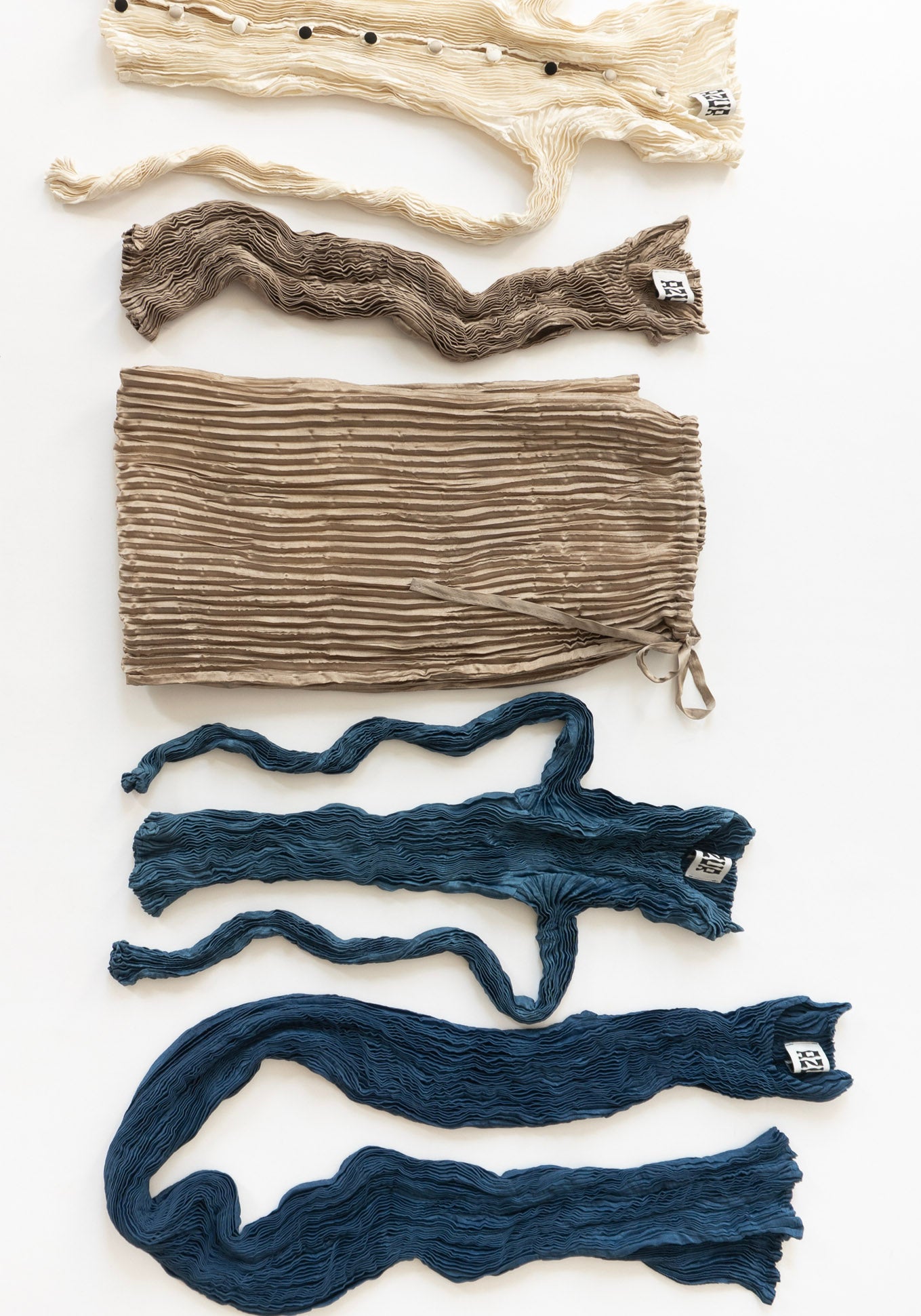 Plissé Satin Silk Sleeve Top in Dark Indigo