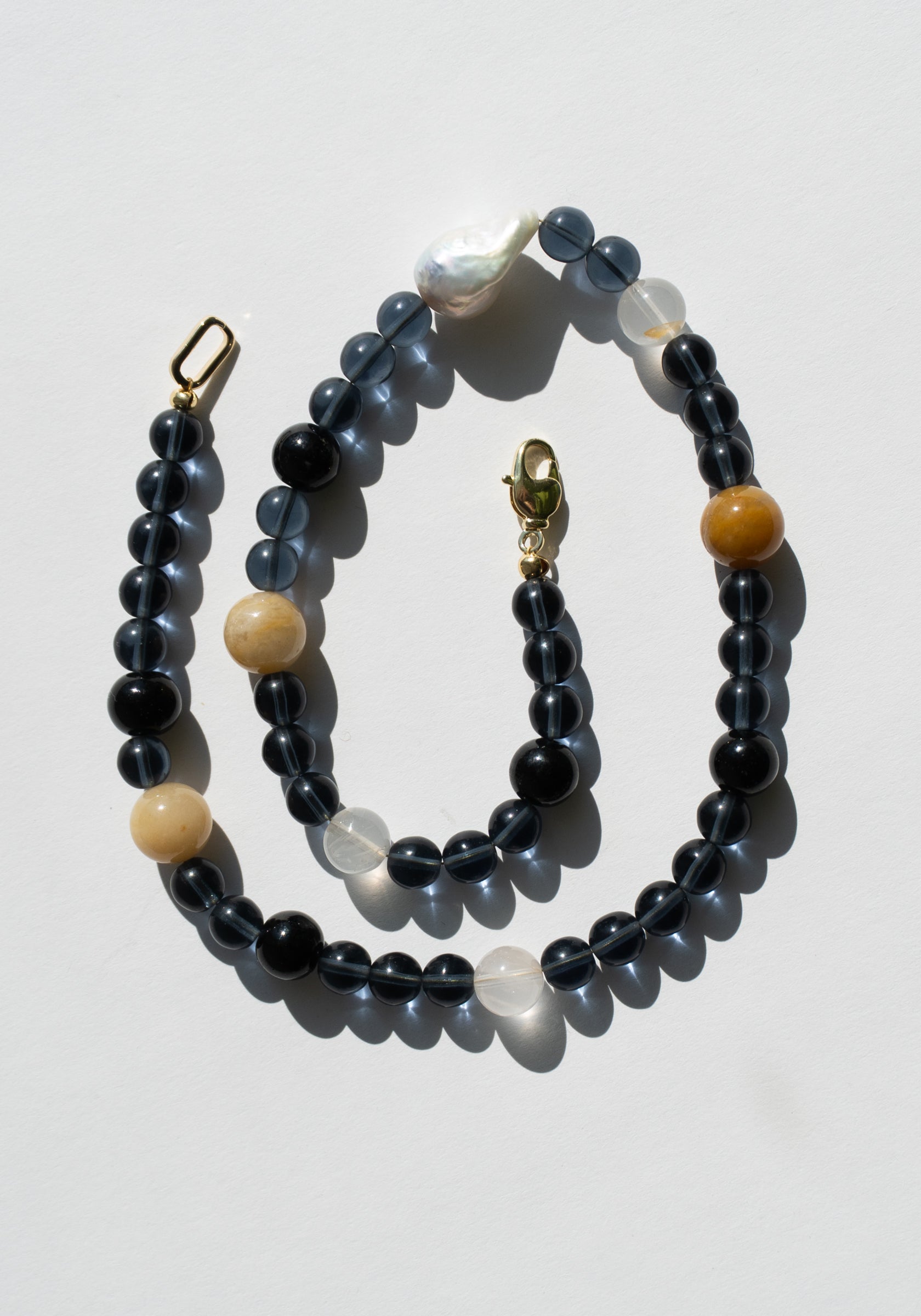 Shadow Necklace in Pearl and Onyx