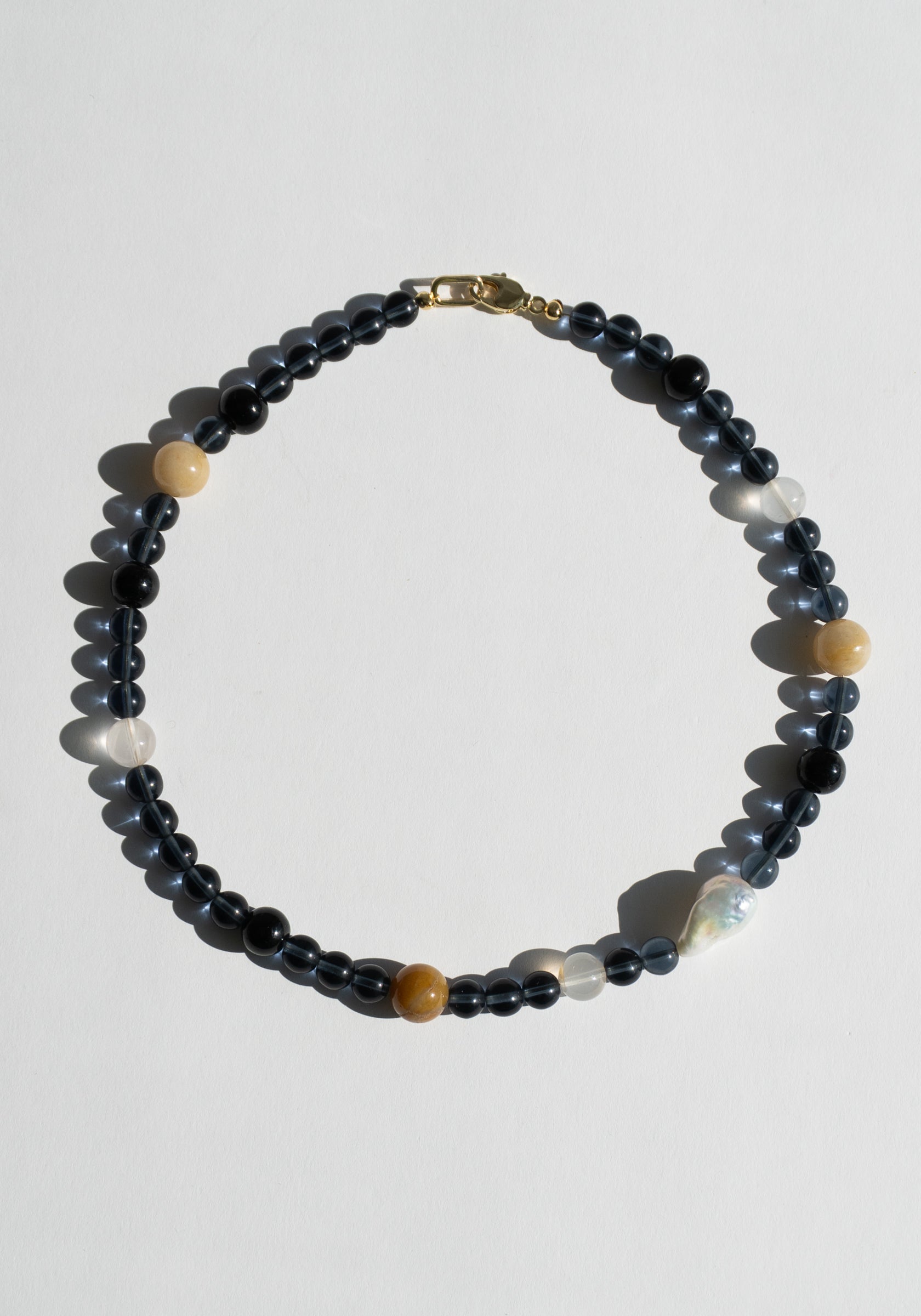 Shadow Necklace in Pearl and Onyx