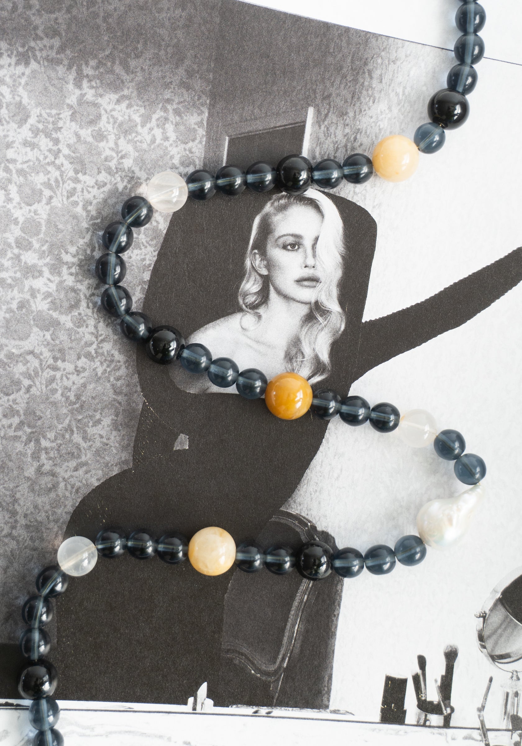 Shadow Necklace in Pearl and Onyx