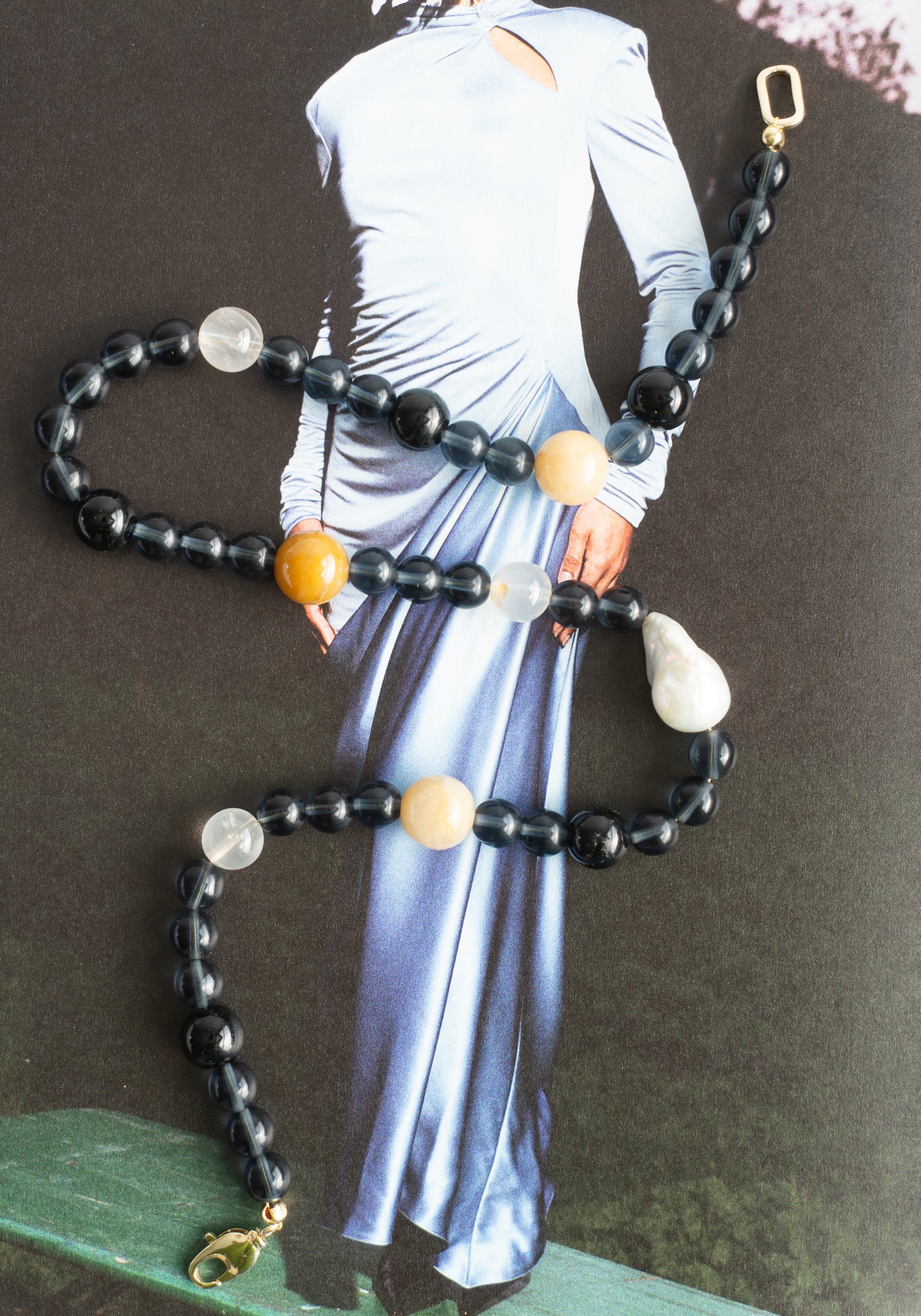 Shadow Necklace in Pearl and Onyx