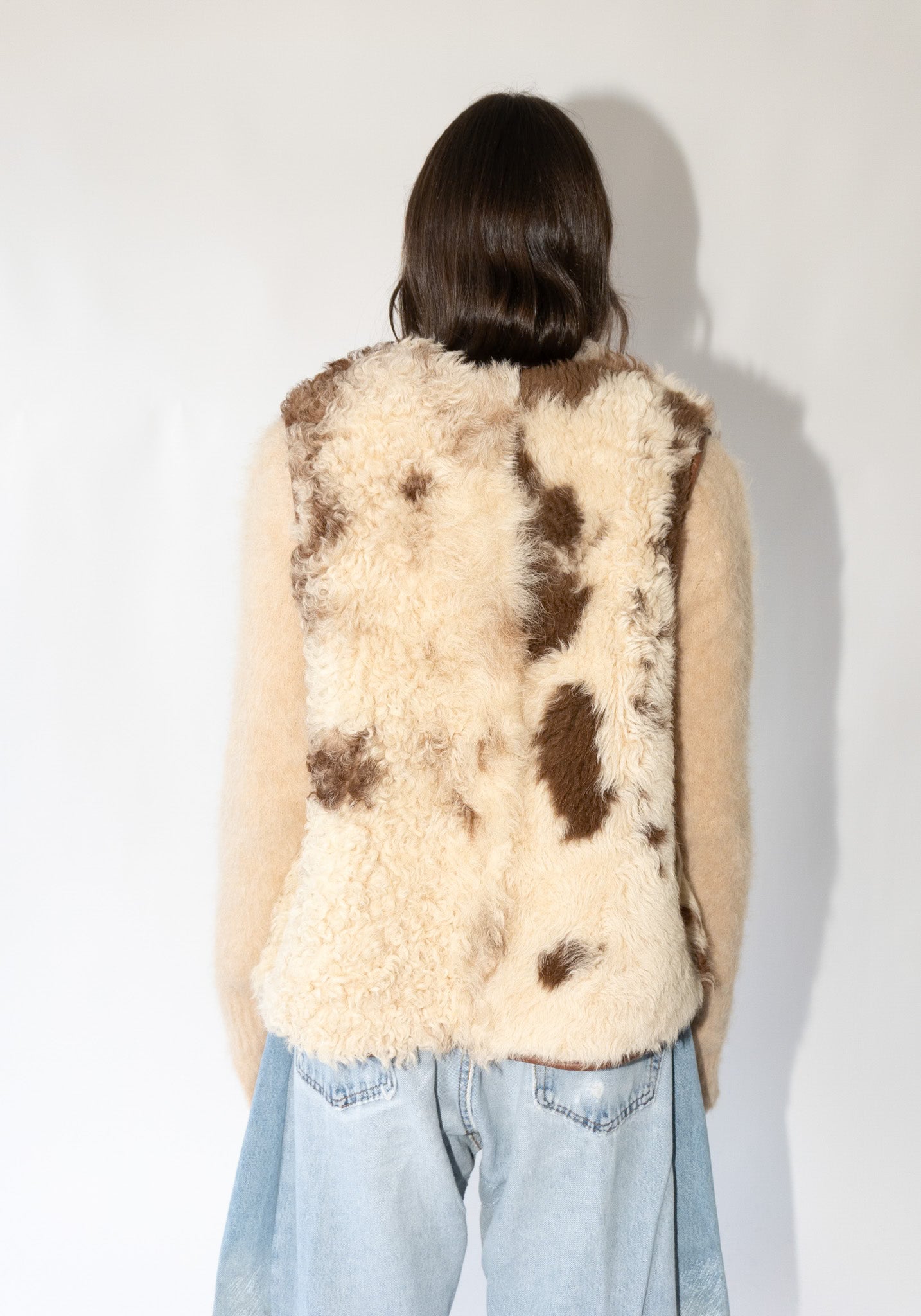 Ella Sheepskin Vest in Cow