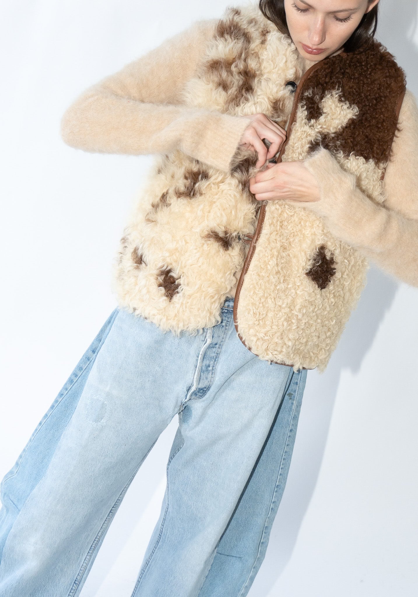 Ella Sheepskin Vest in Cow