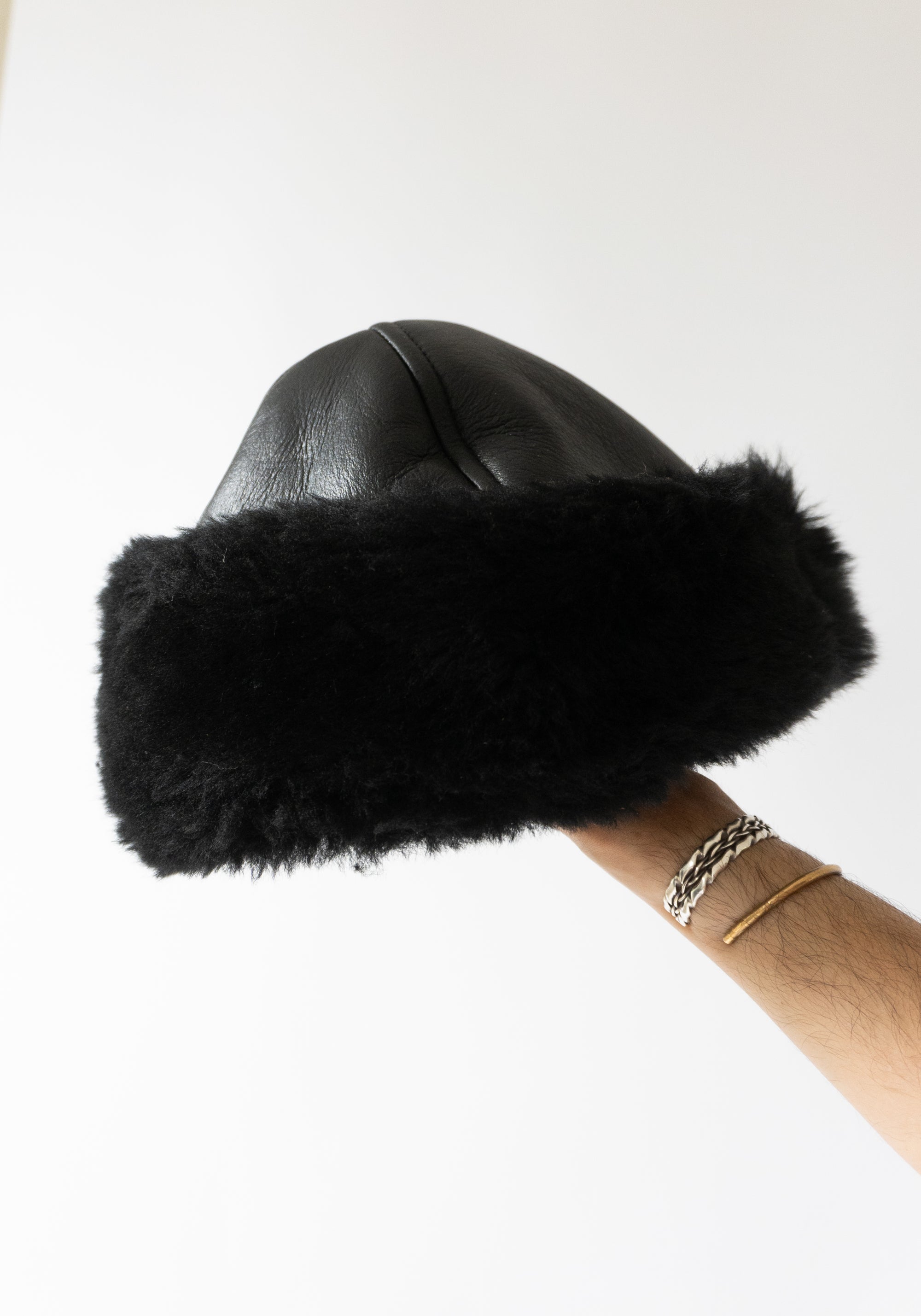 Cawley Leather and Shearling Cap in Black