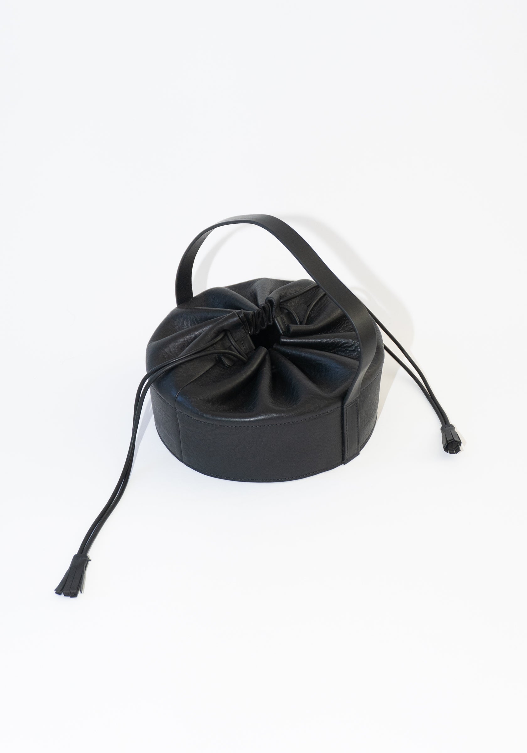 Cawley Leather Drawstring Collar Bag in Black