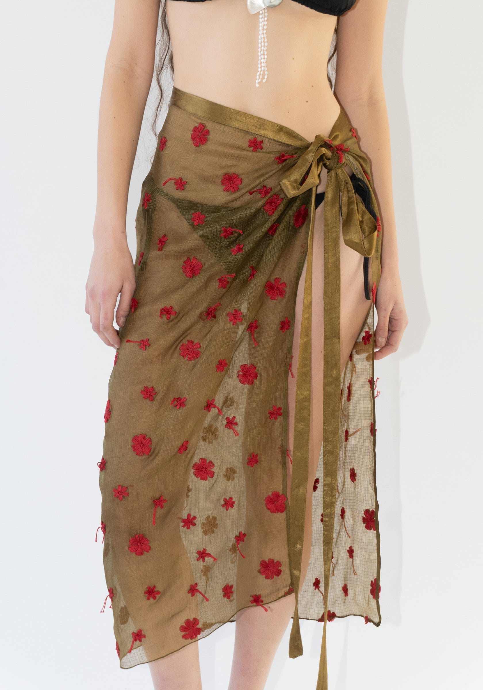 Knot Flowers Wrap Skirt in Army and Red