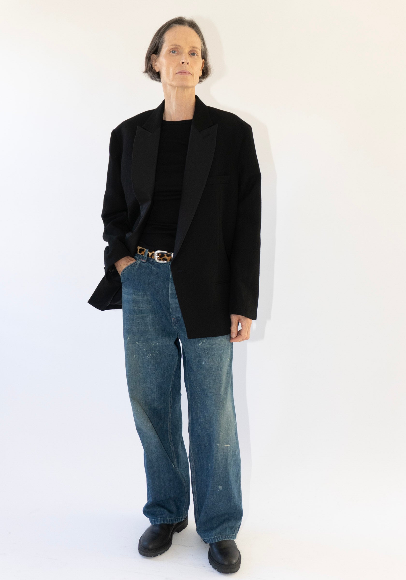 6397 Alt Tux Jacket in Black