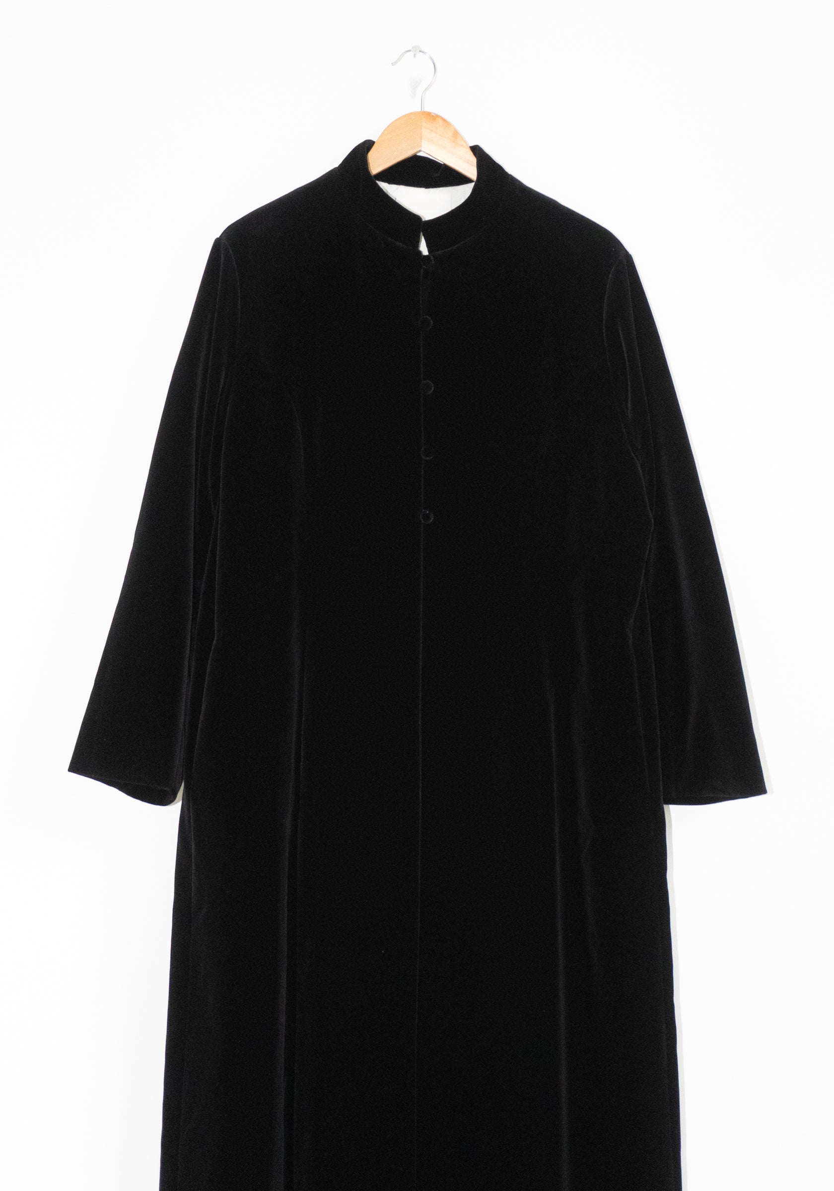 Colleen Allen House Coat in Black