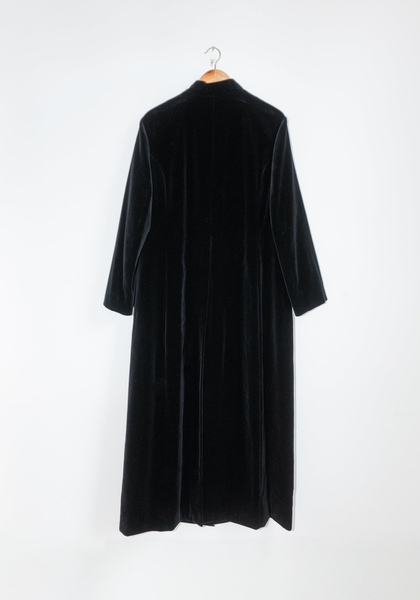 Colleen Allen House Coat in Black