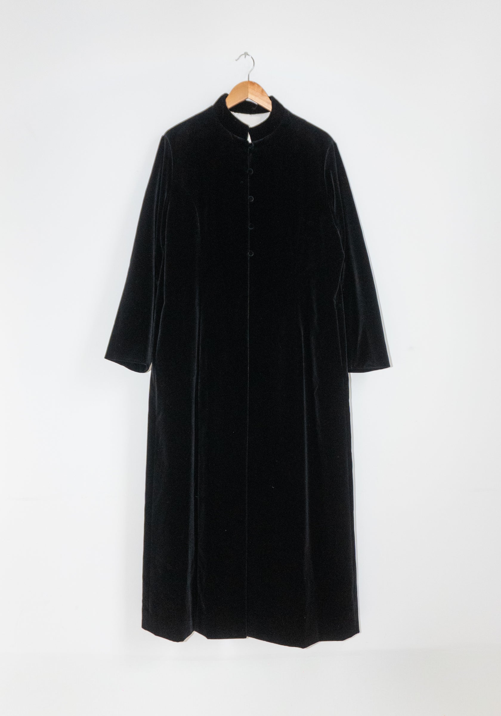 Colleen Allen House Coat in Black