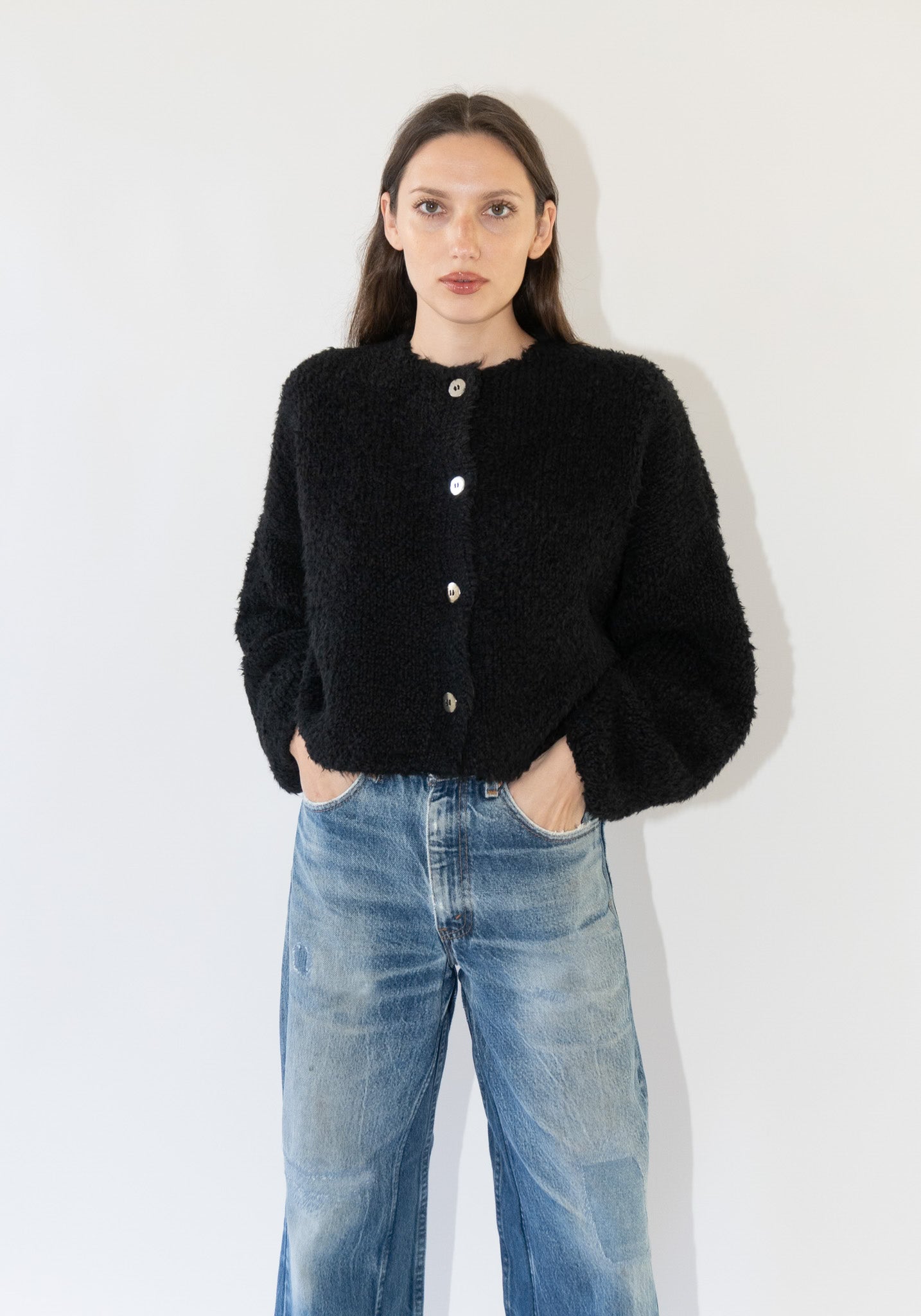 Cordera Teddy Cropped Cardigan in Black