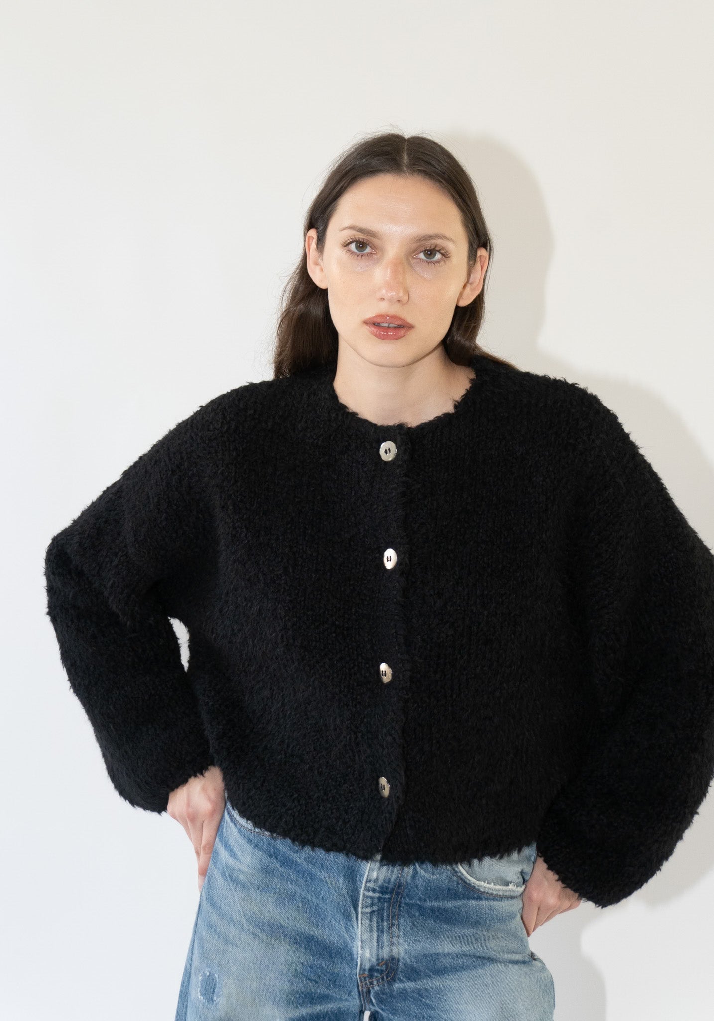 Cordera Teddy Cropped Cardigan in Black