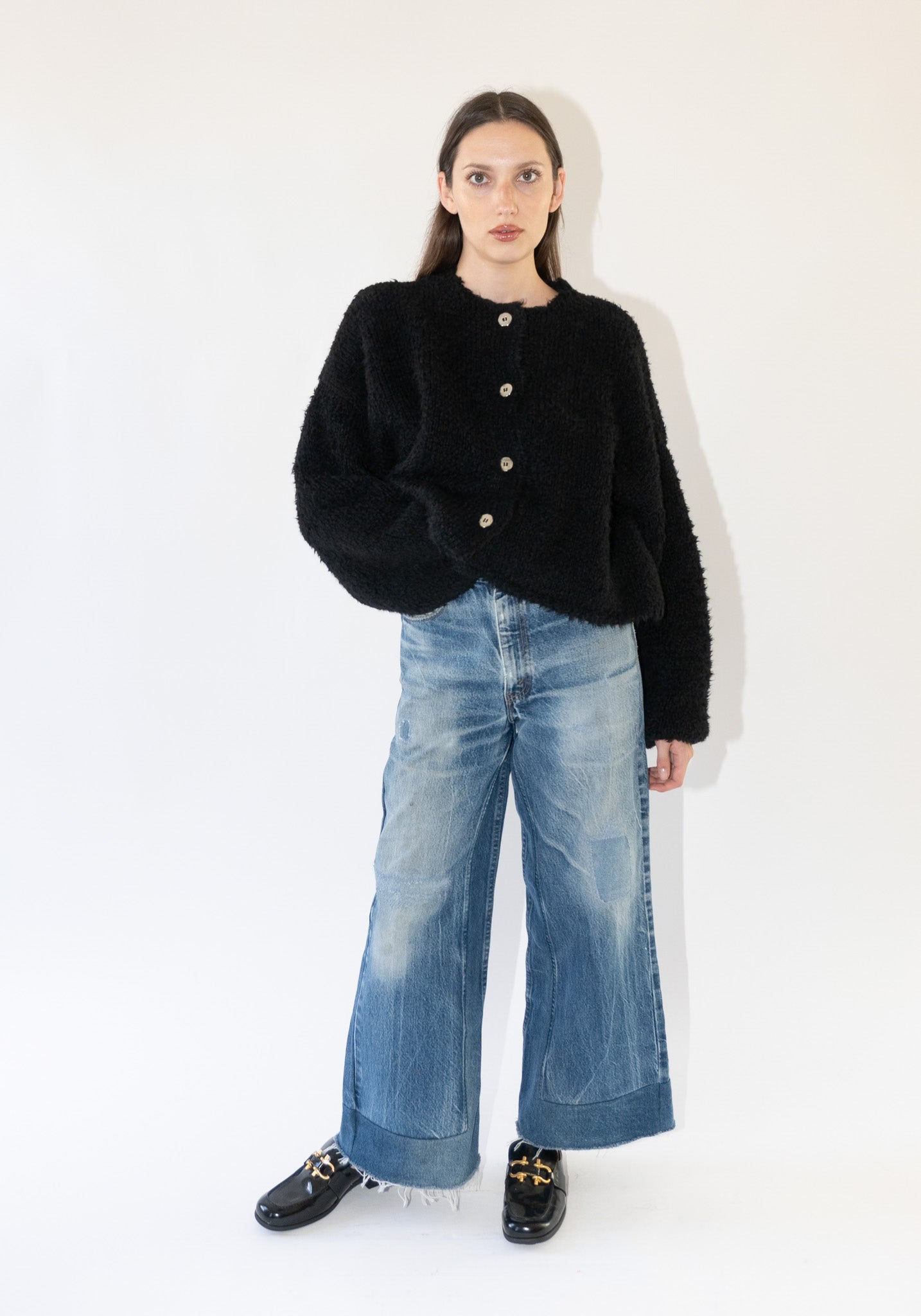 Cordera Teddy Cropped Cardigan in Black