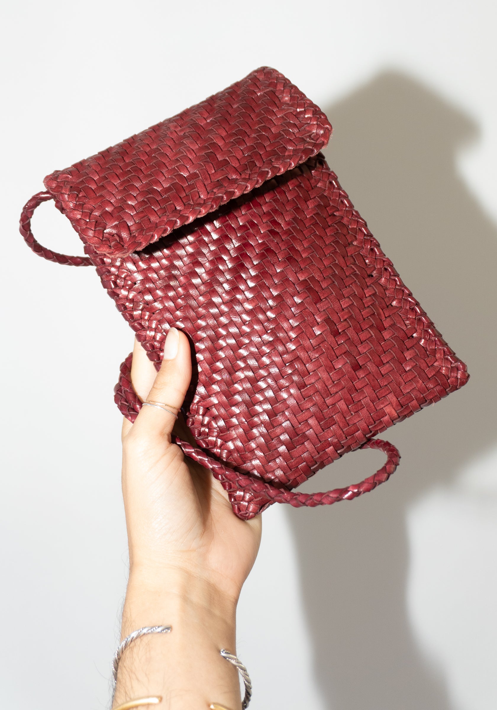 Phone Crossbody in Bordo