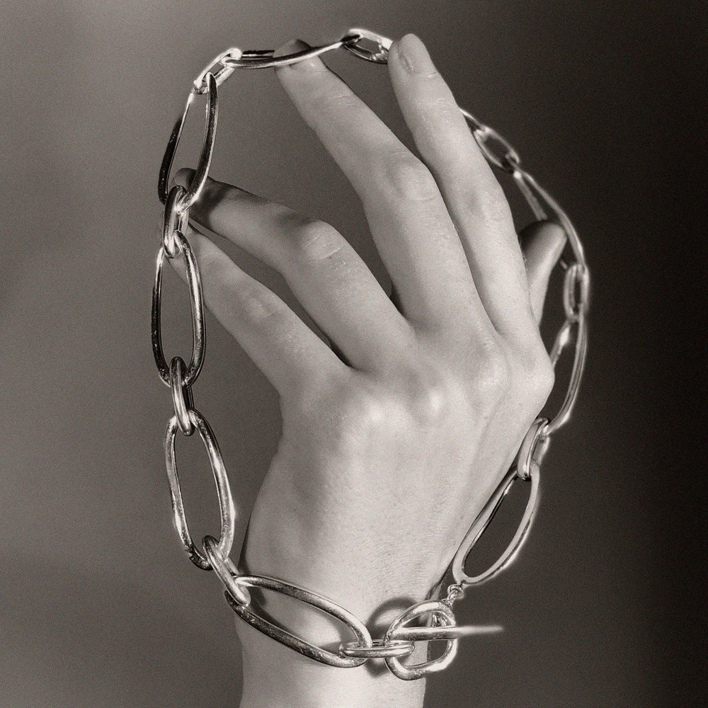 Dion Necklace in Silver