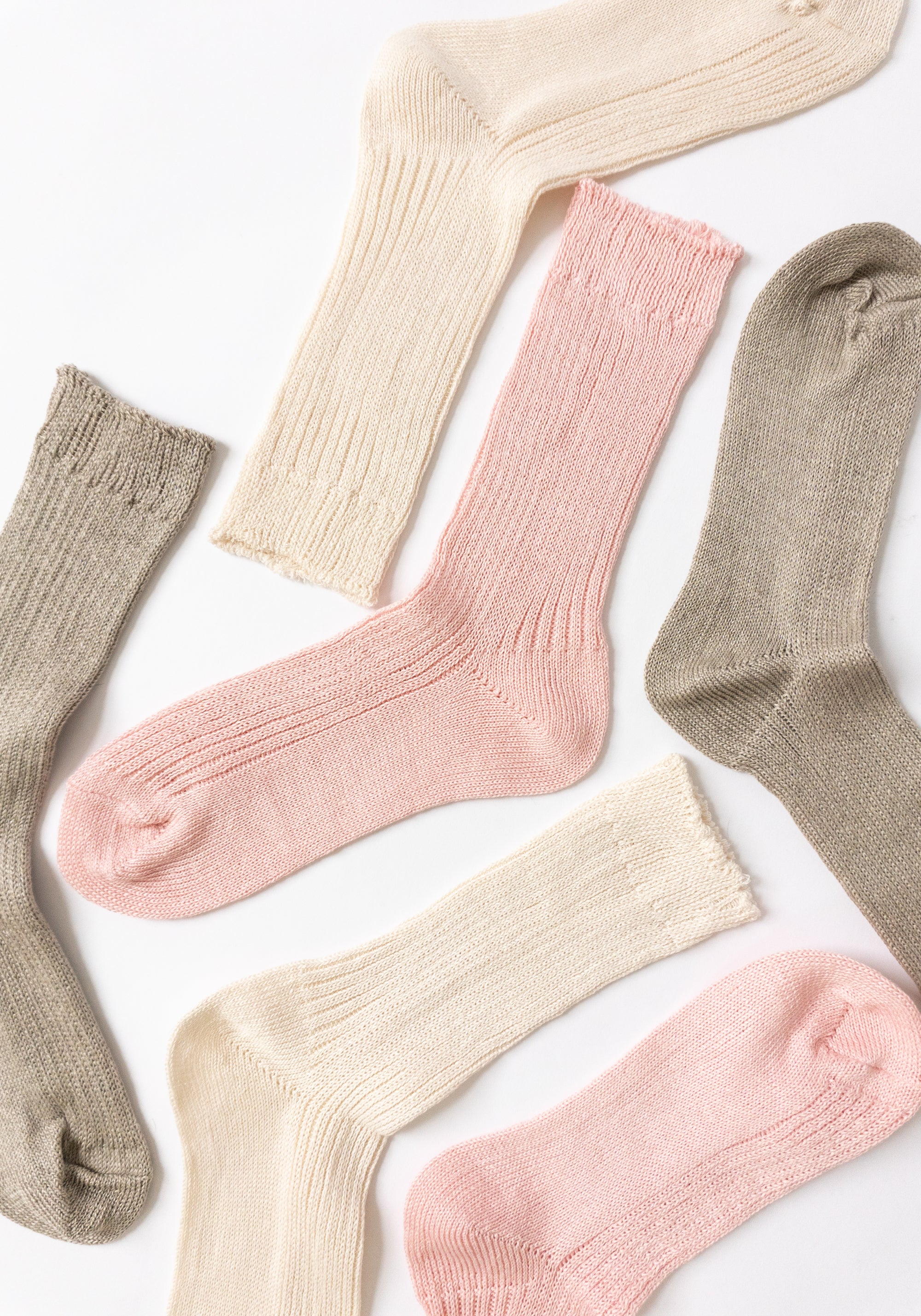 Linen Ribbed Socks in Natural