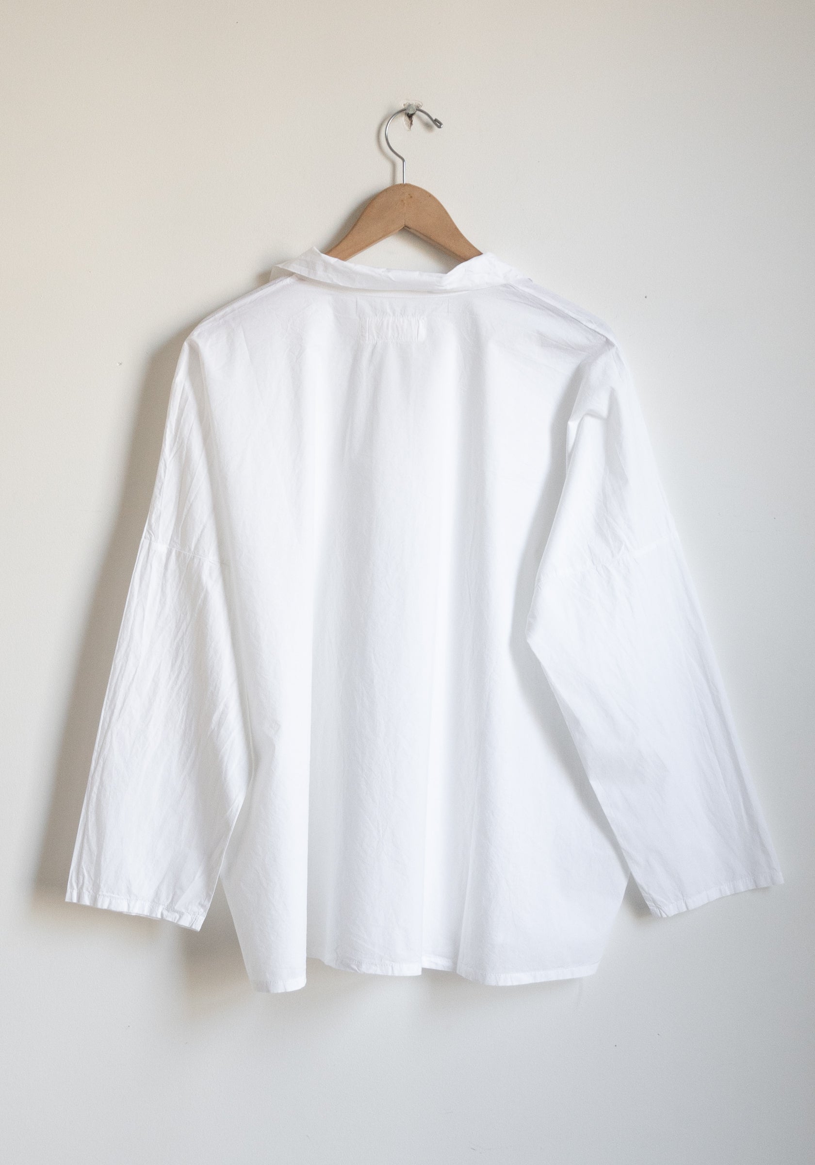 LABO ART Rima Shirt in White