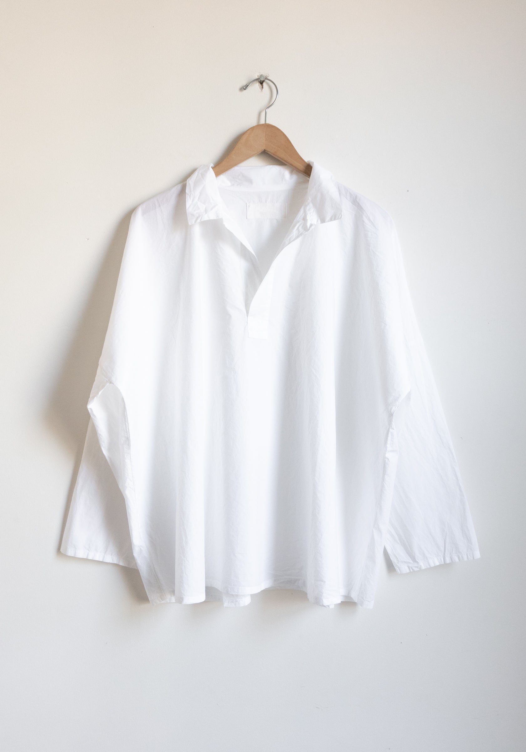 LABO ART Rima Shirt in White