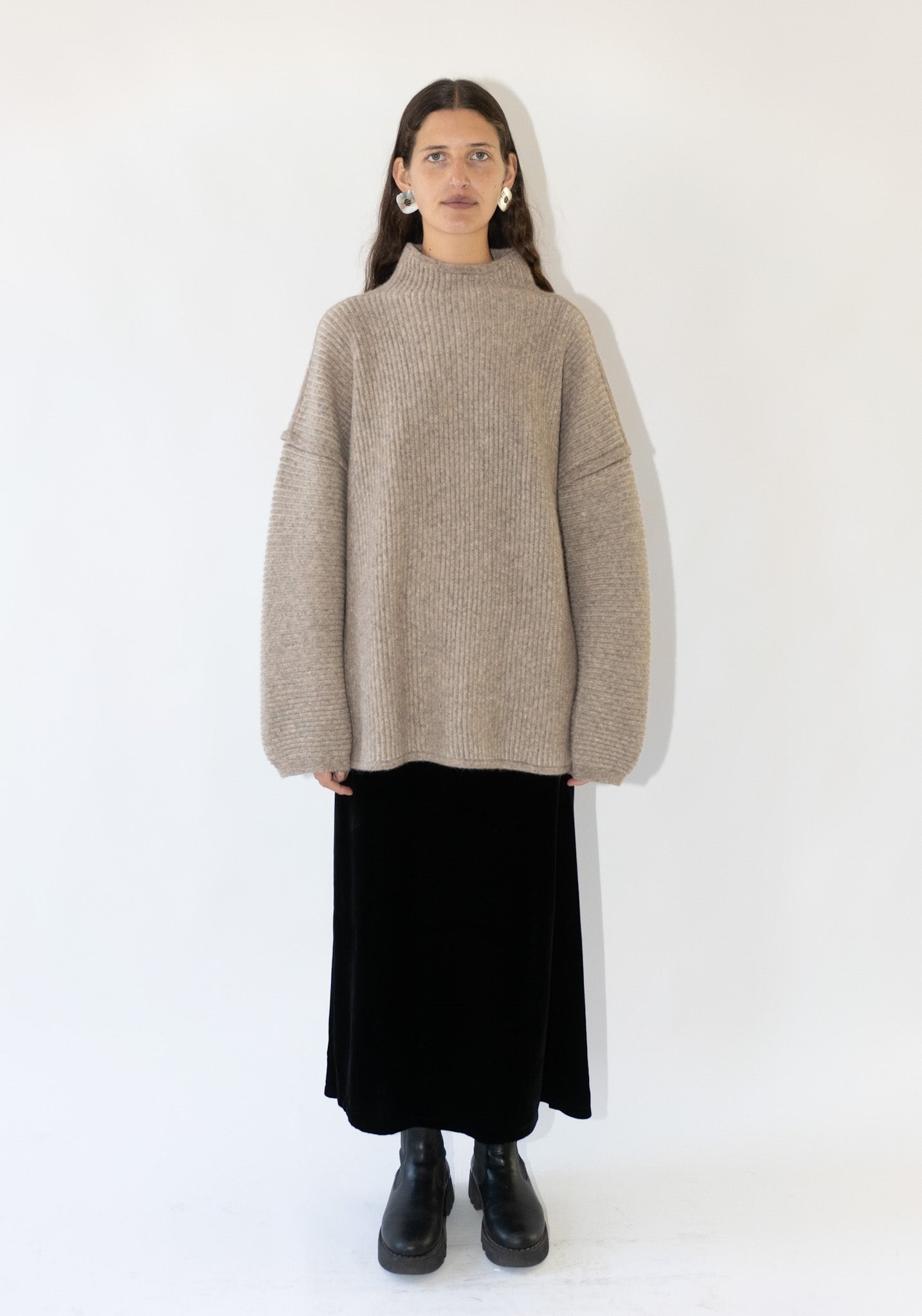 Ottoman Turtleneck Sweater in Moth Carrara