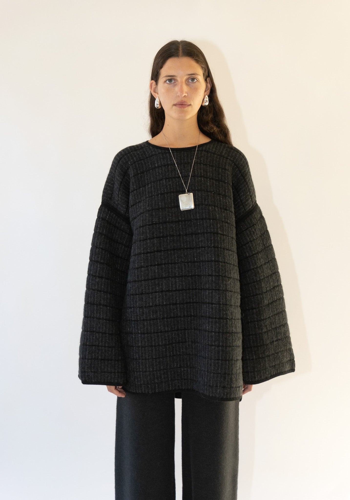 Tami Pullover in Black