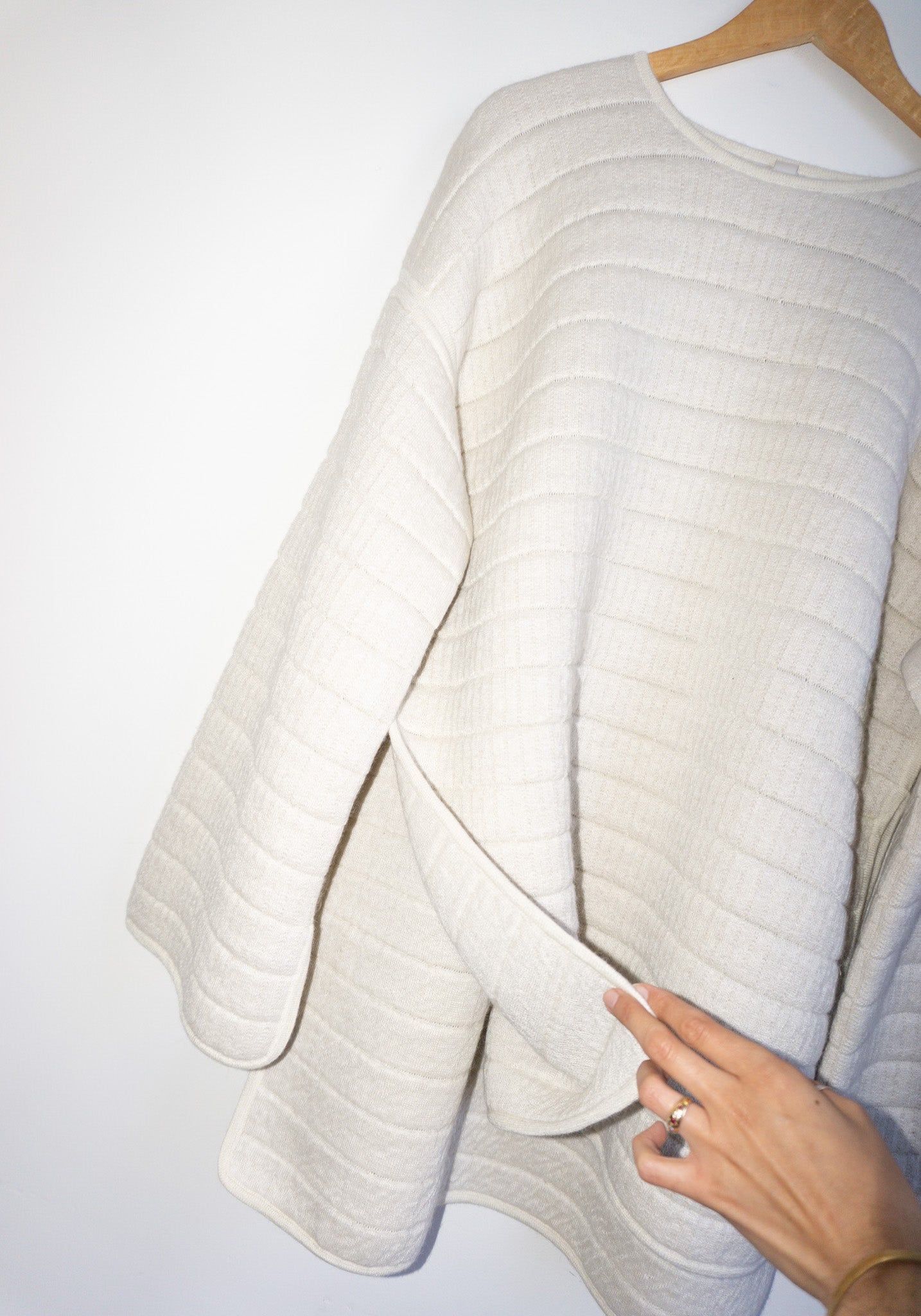 Tami Pullover in Raw White