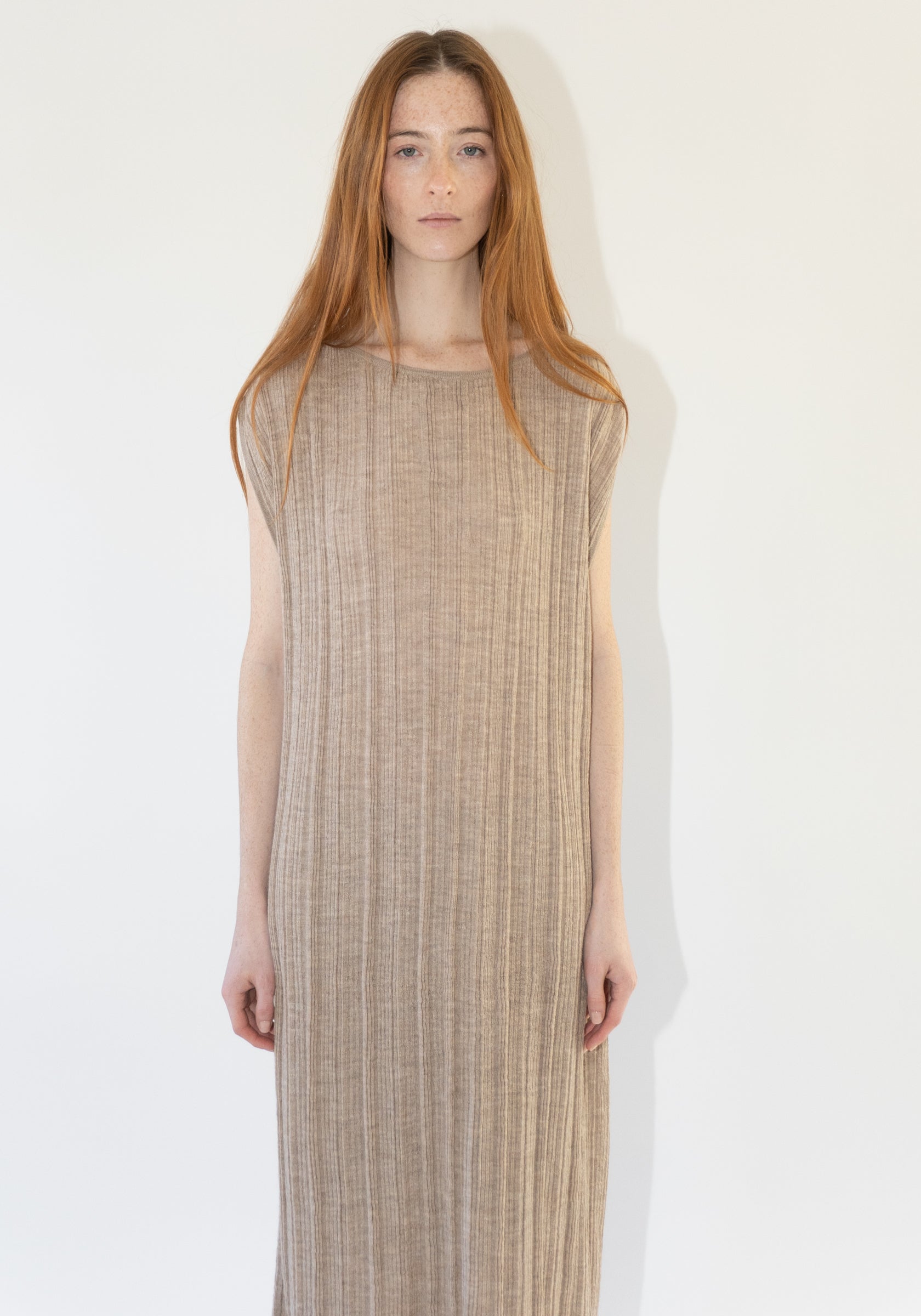 Plisse Caftan in Oak