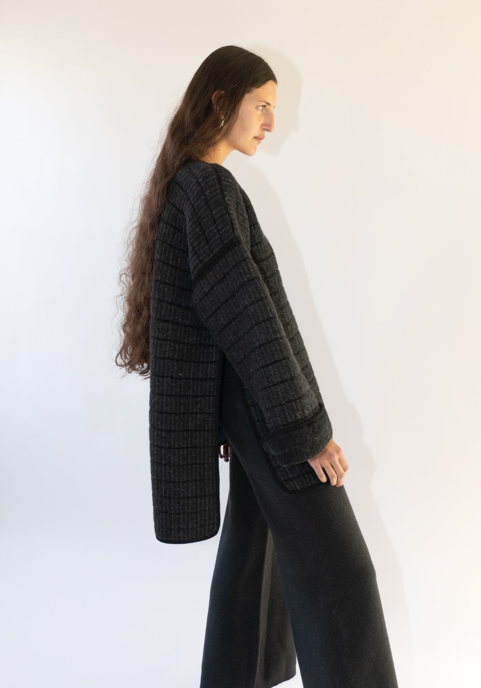 Tami Pullover in Black