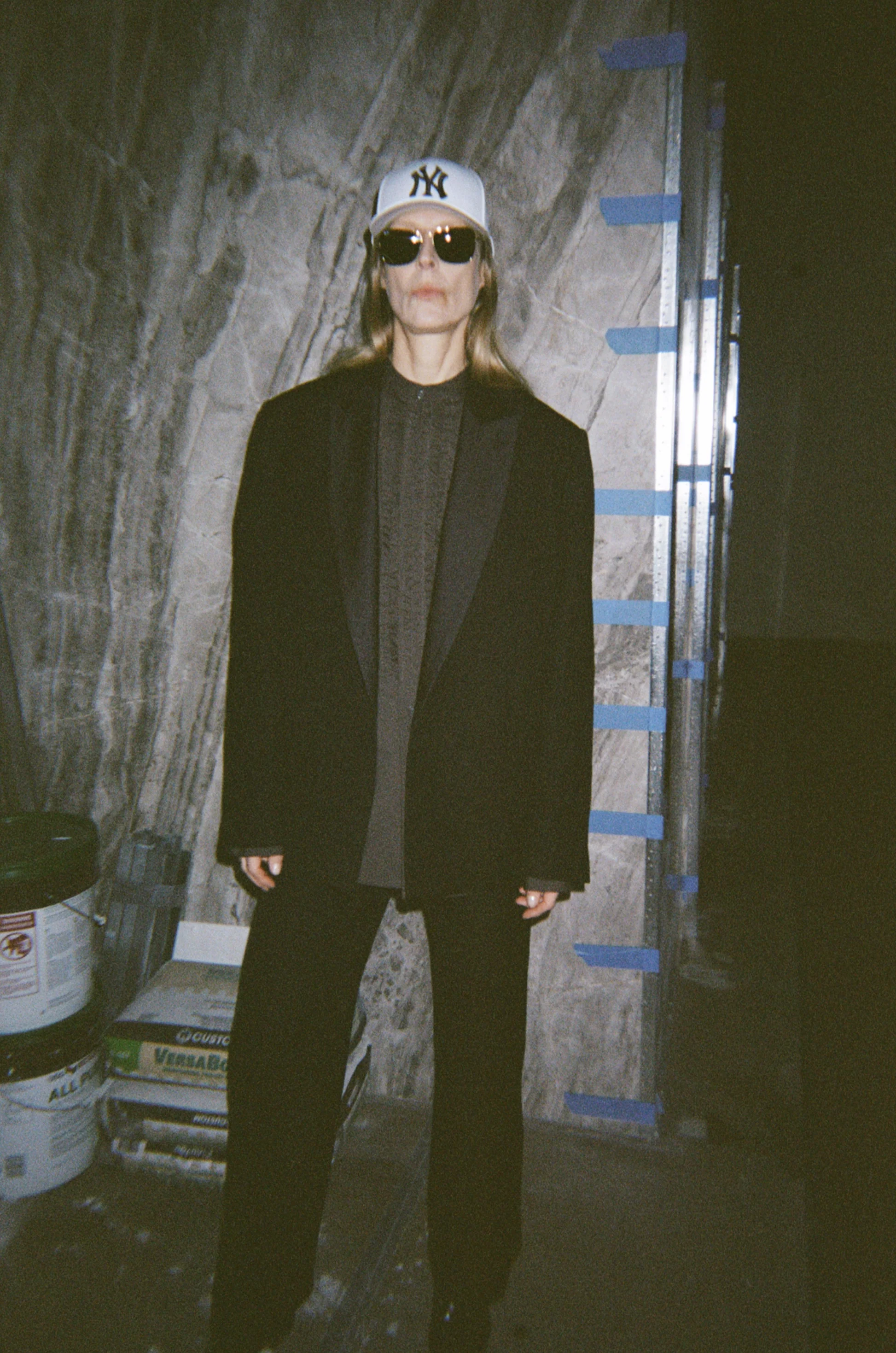 6397 Alt Tux Jacket in Black