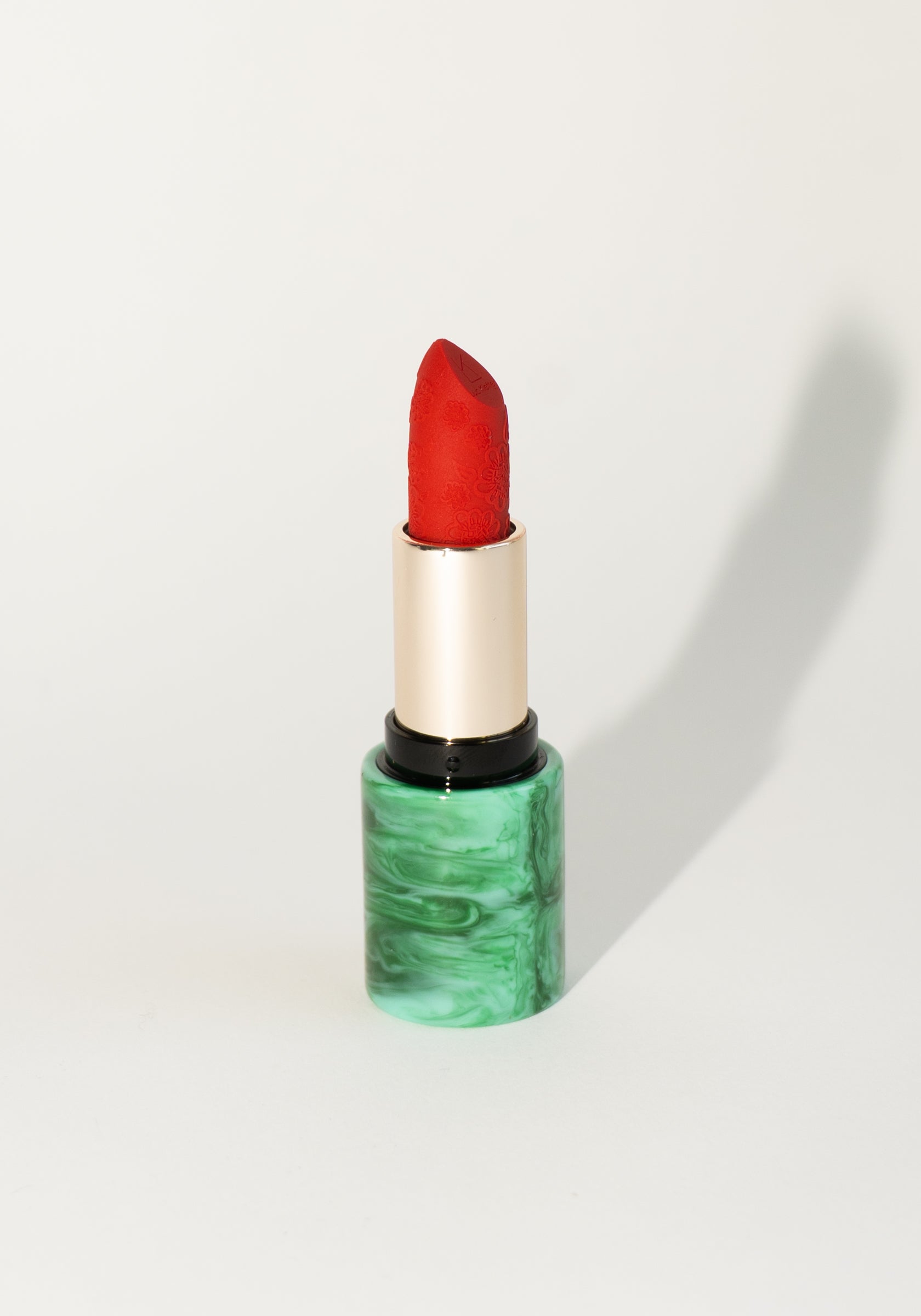 Le Klassic Malachite Lipstick Case with Rouge Alambra Lipstick