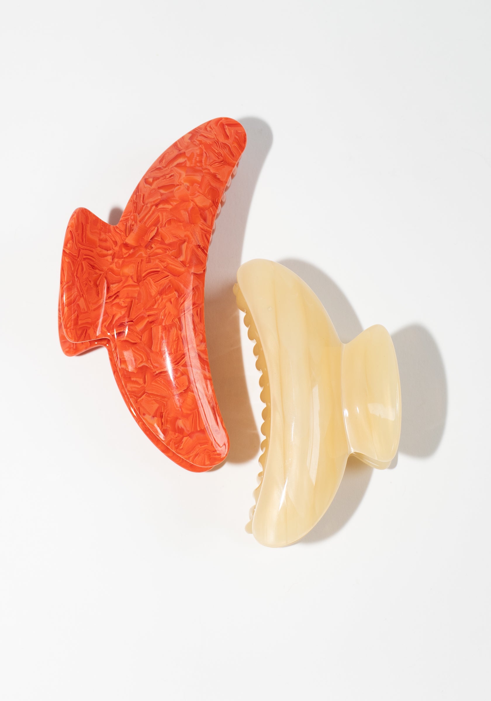 Jumbo Heirloom Claw in Poppy