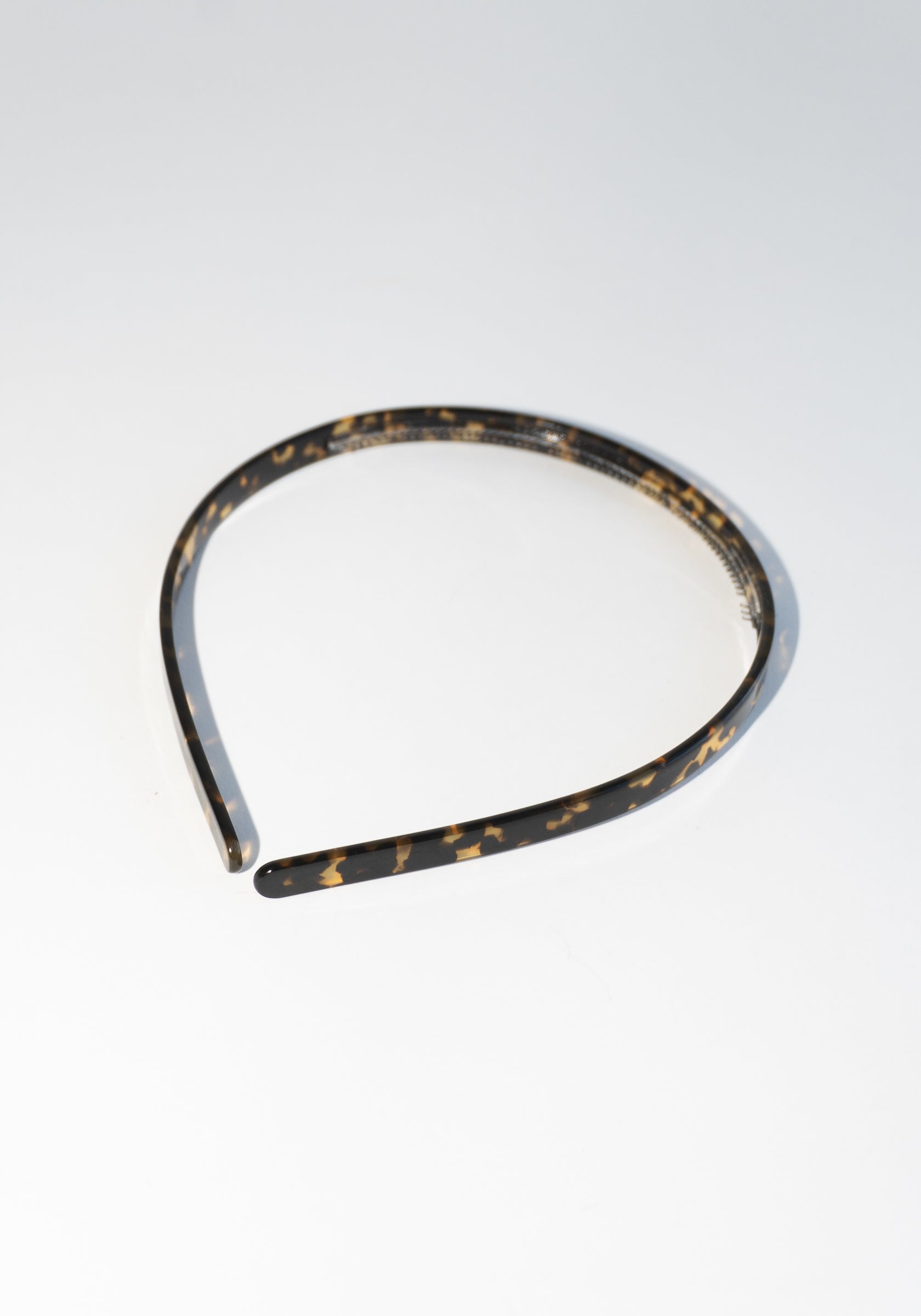 Machete Ultralight Thin Headband in Dark Tortoise