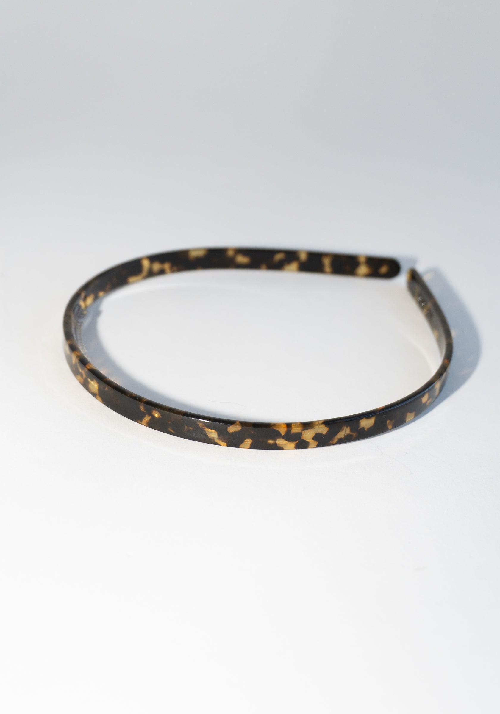 Machete Ultralight Thin Headband in Dark Tortoise