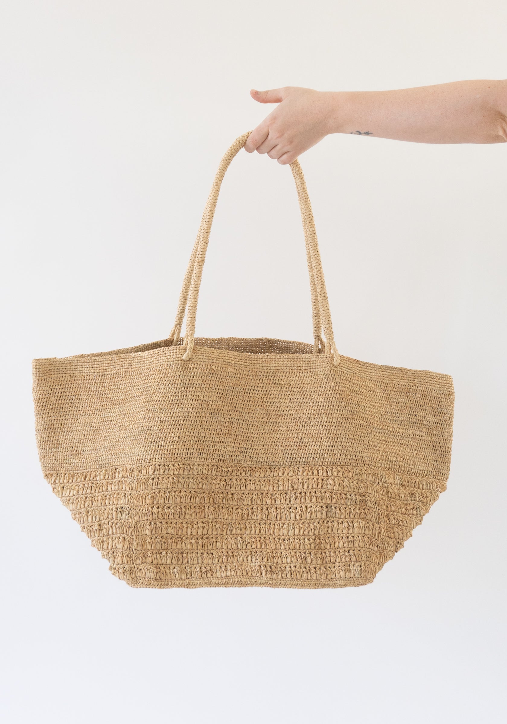 Made in Mada Raivo Bag in Natural