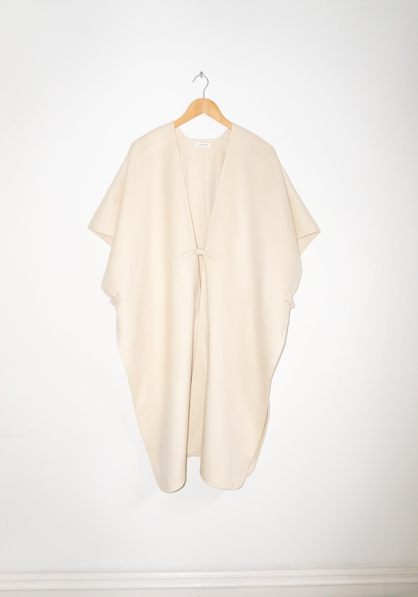 Malene Birger Robertas Poncho in Pearl