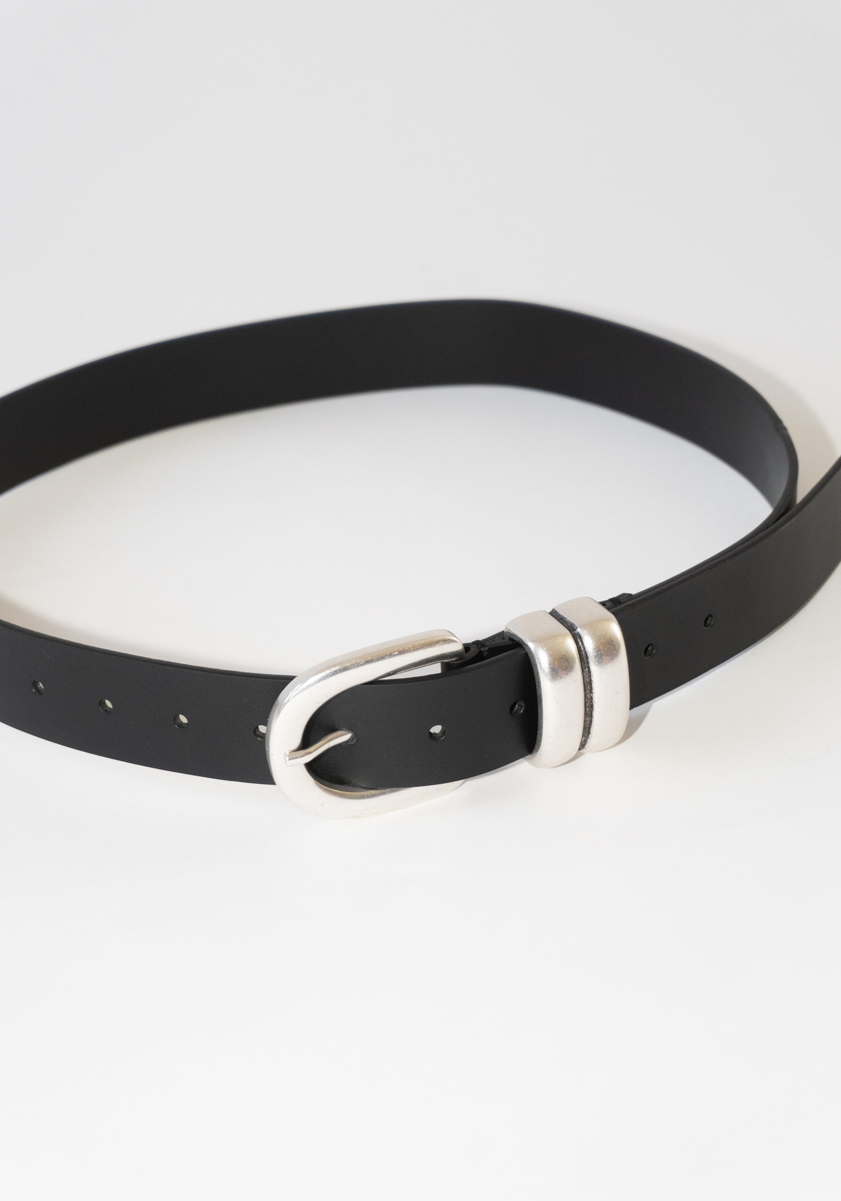 Zoira Leather Belt in Black