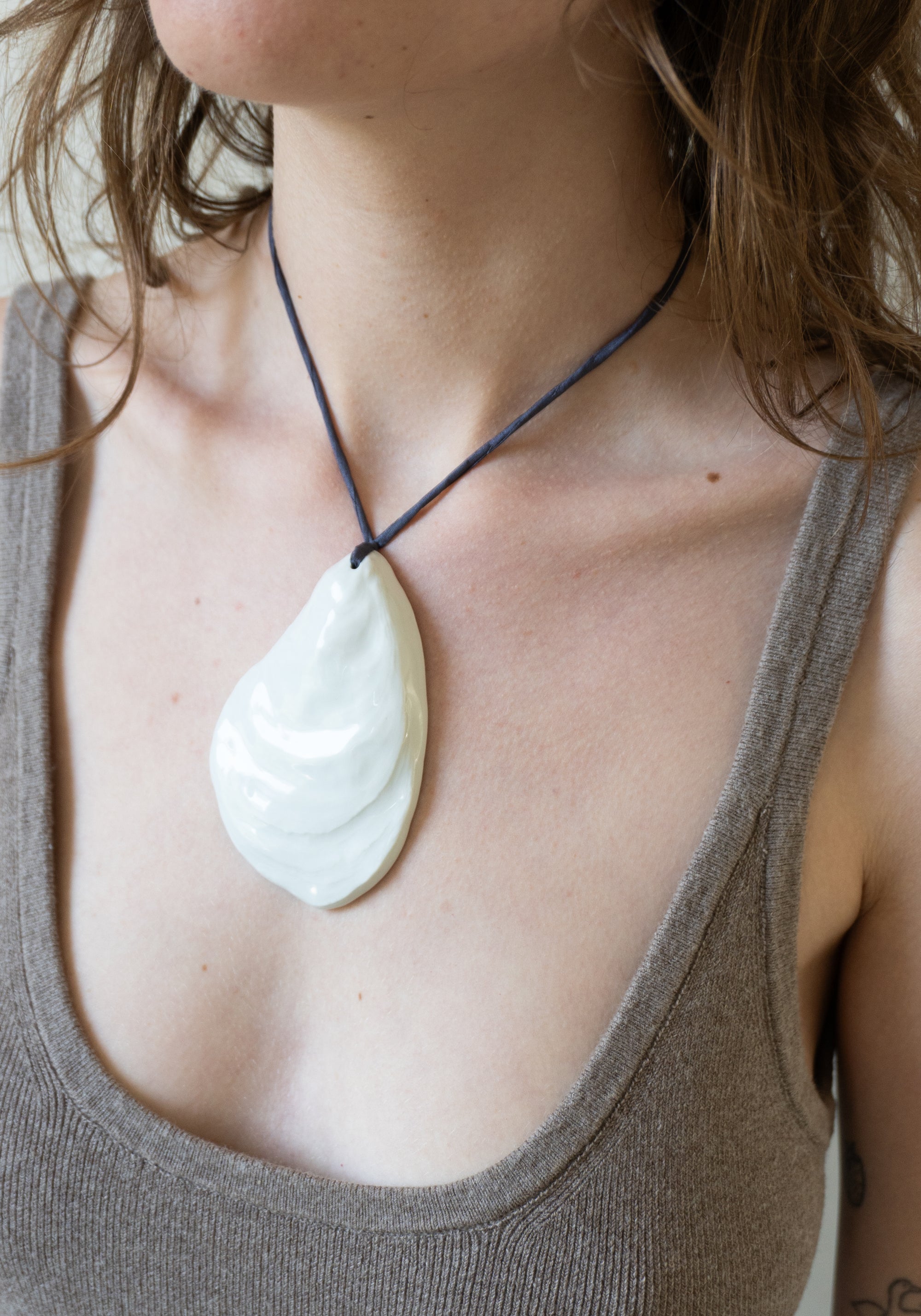 Oyster Amulet .05 Pendant