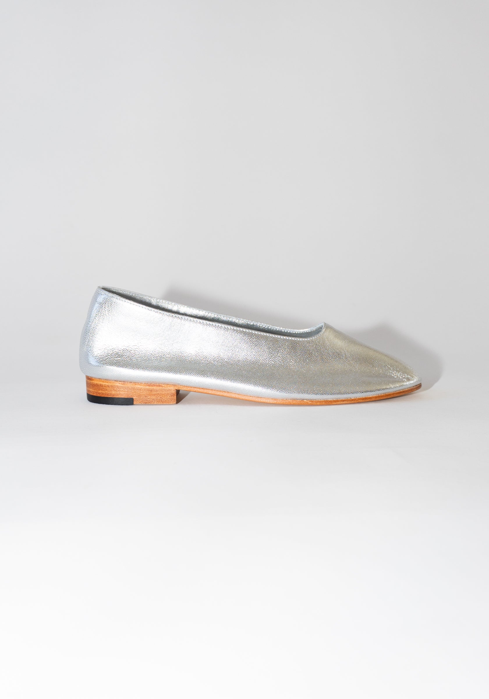 Martiniano Glove Flats in Silver