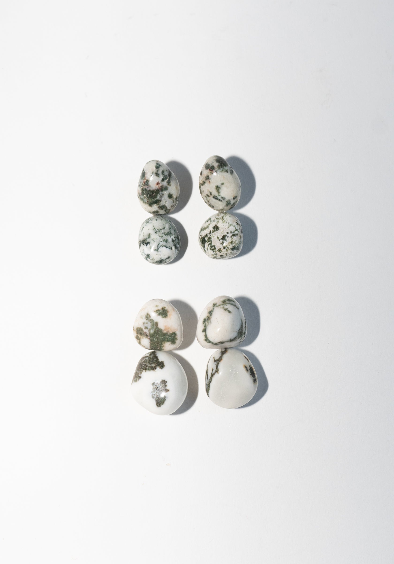 Pebbles Earrings No.2 in Dentrite