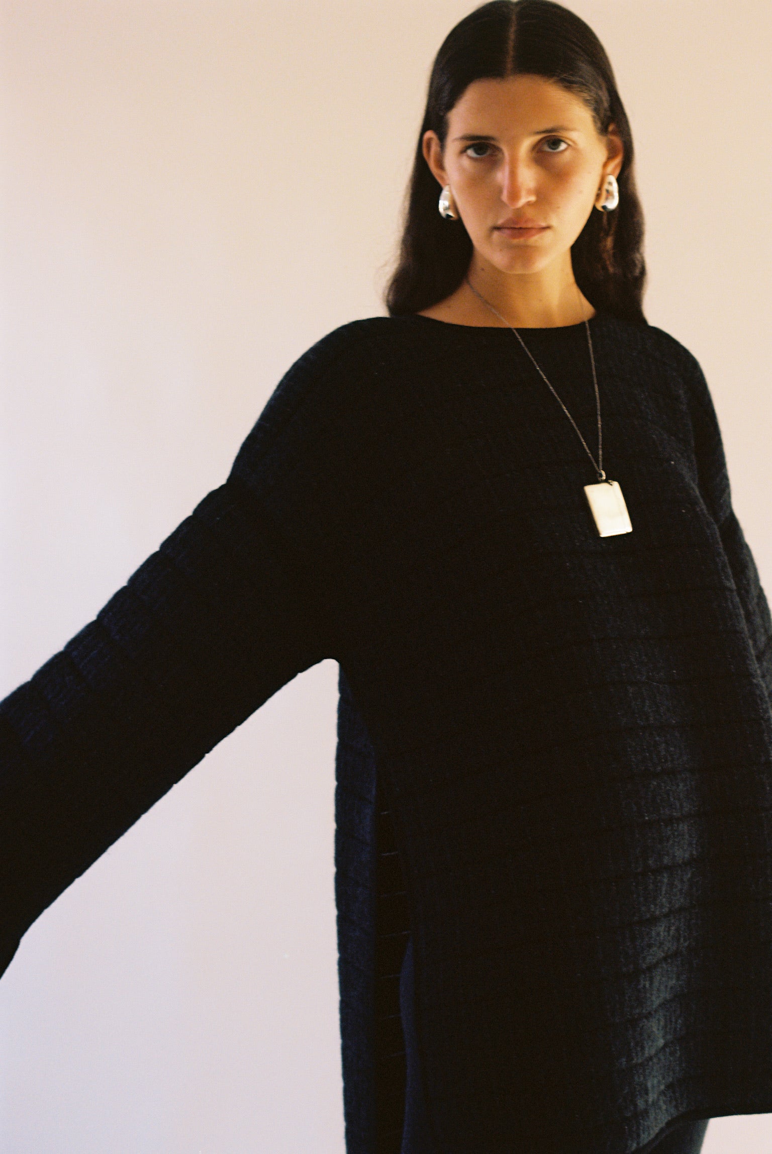 Tami Pullover in Black