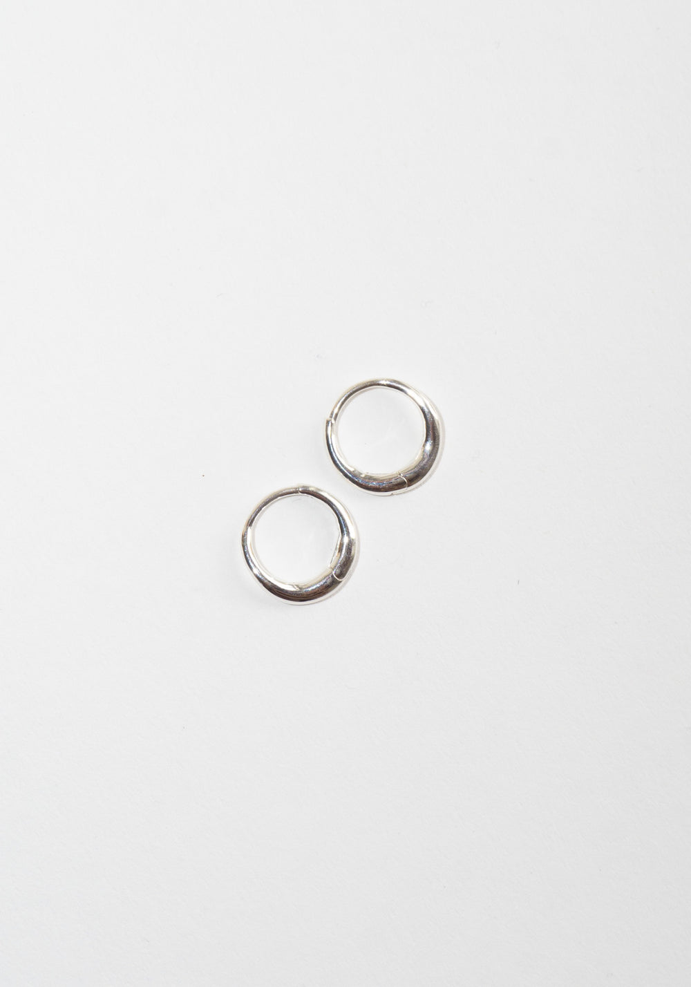 Momento Baby Hoops in Silver