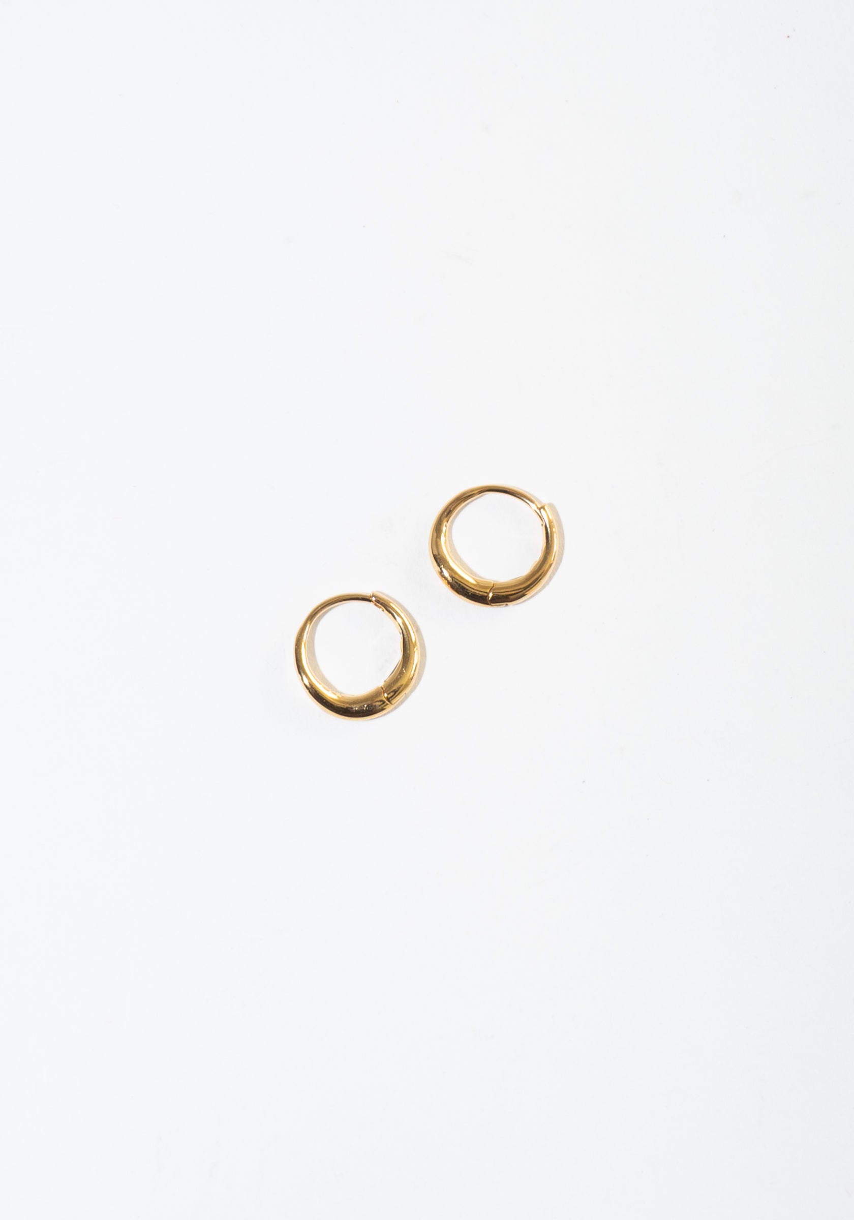 Nina Gordon Momento Baby Hoops in Gold