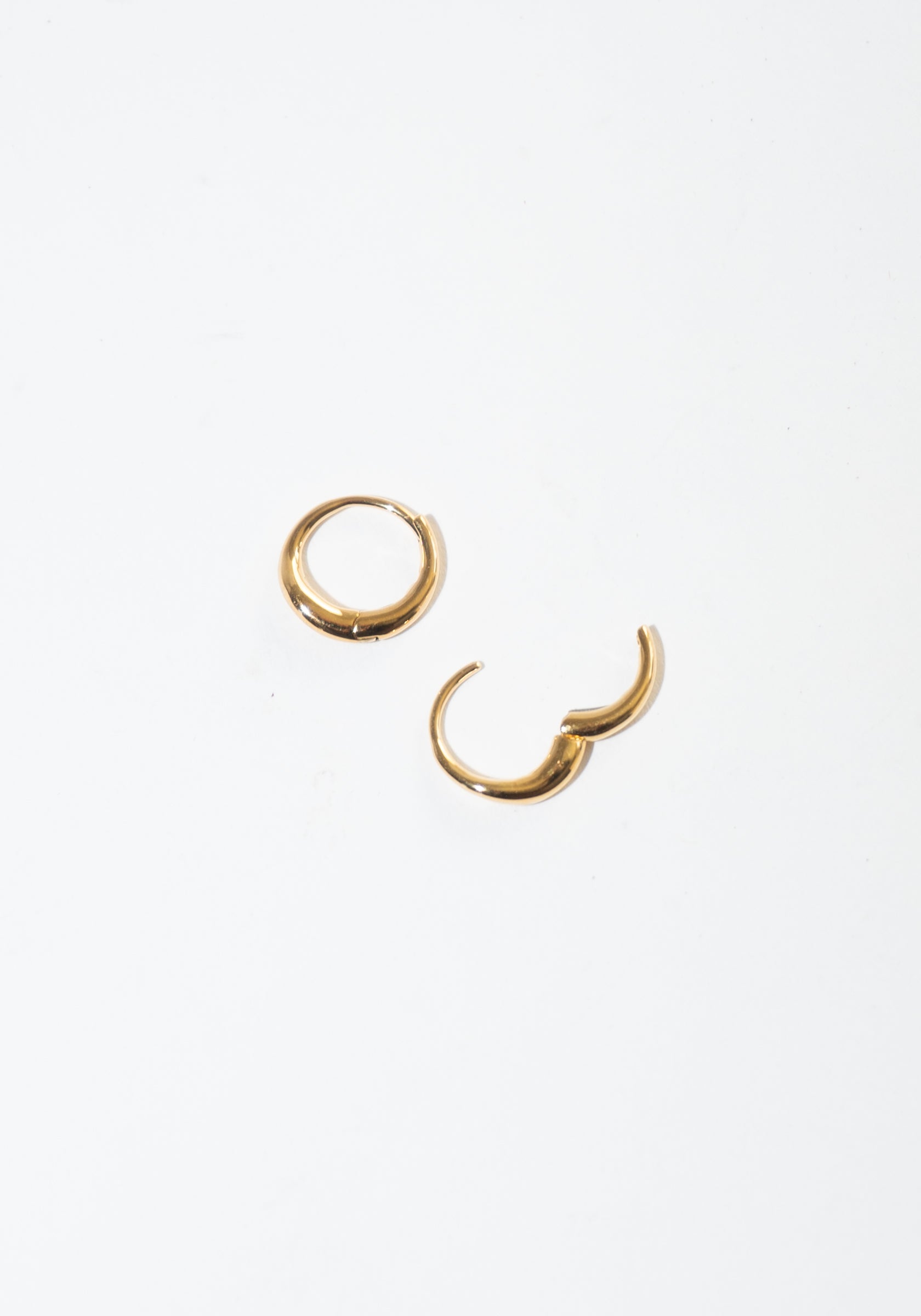 Nina Gordon Momento Baby Hoops in Gold