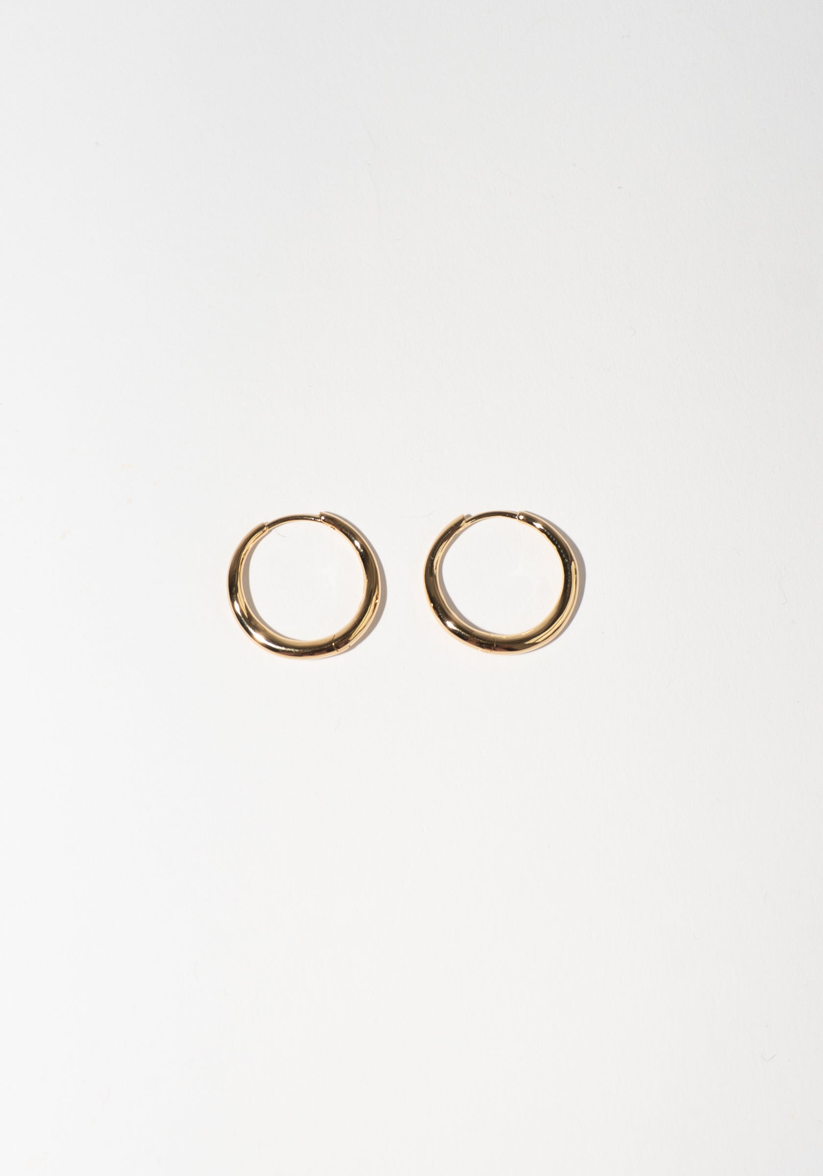 Momento Mini Hoops in Gold