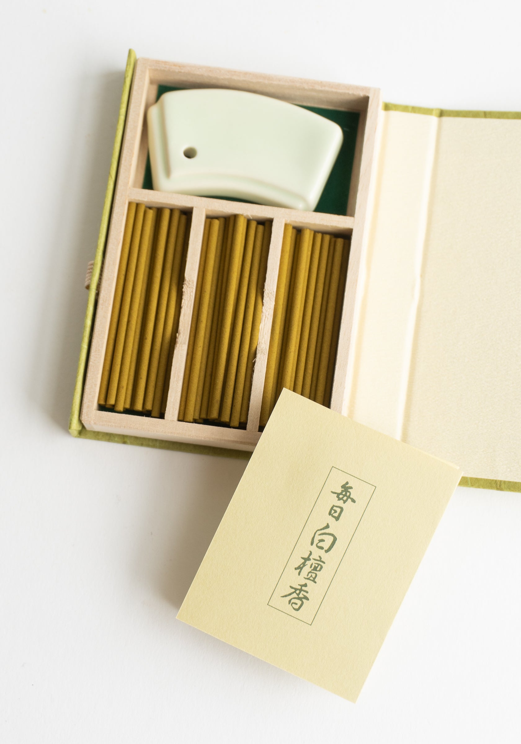 Mainichi Byakudan Sandalwood Incense