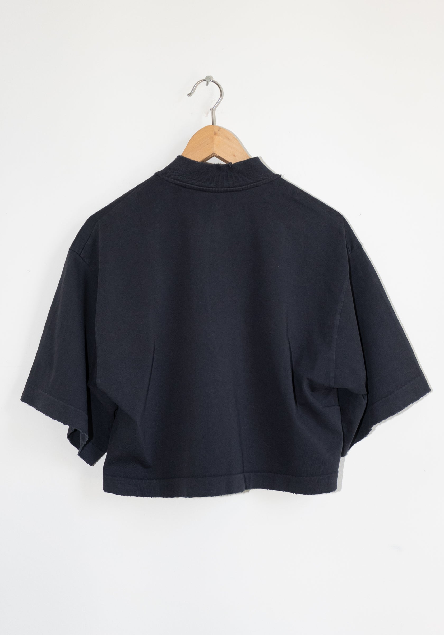 Ruadh The Nessa Tee in Faded Charcoal