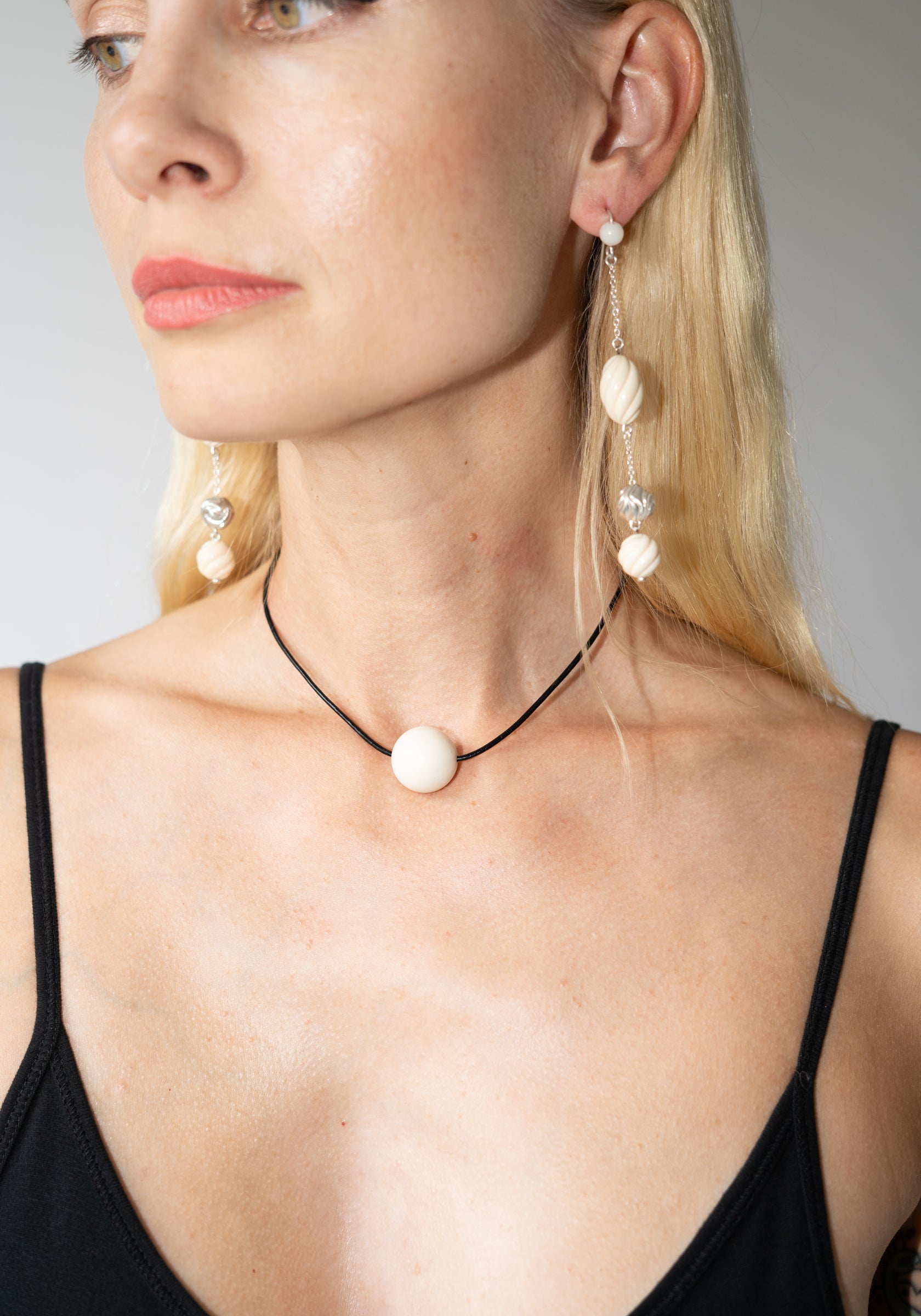 Sapir Bachar Shell Leather Choker in Silver