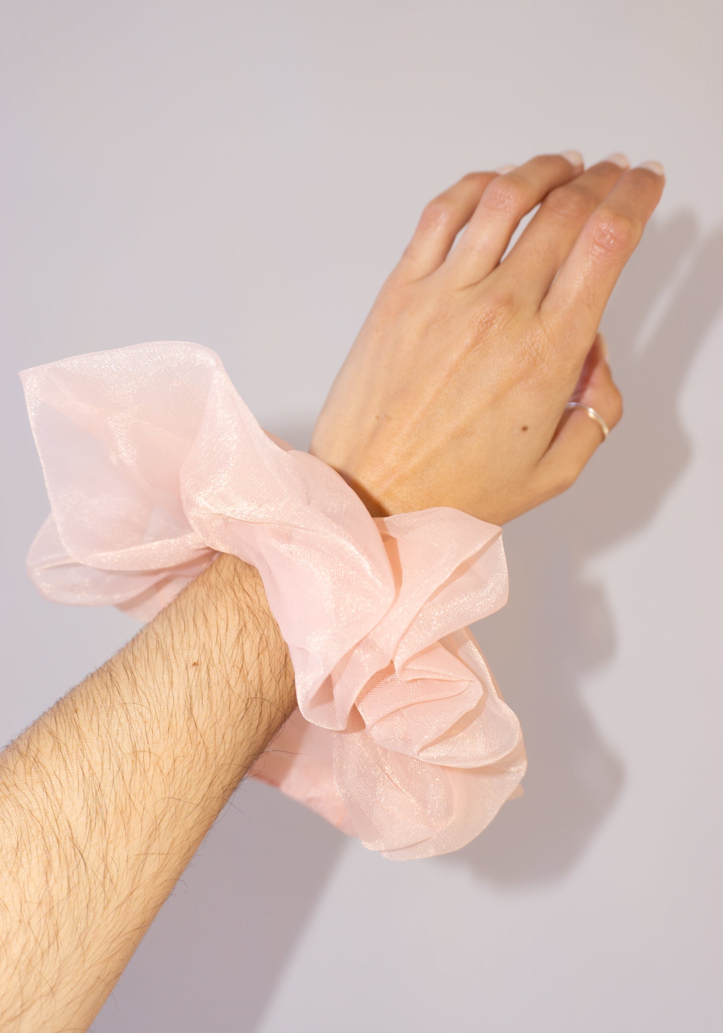 Big Ballet Organza Scrunchie in Peach