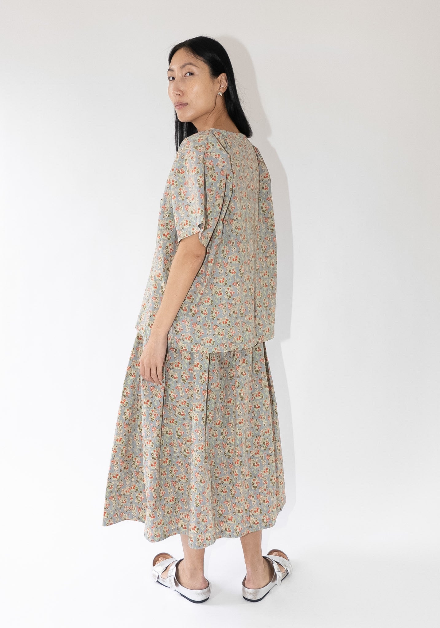 Friedrich Tee in Dusty Blue Floral